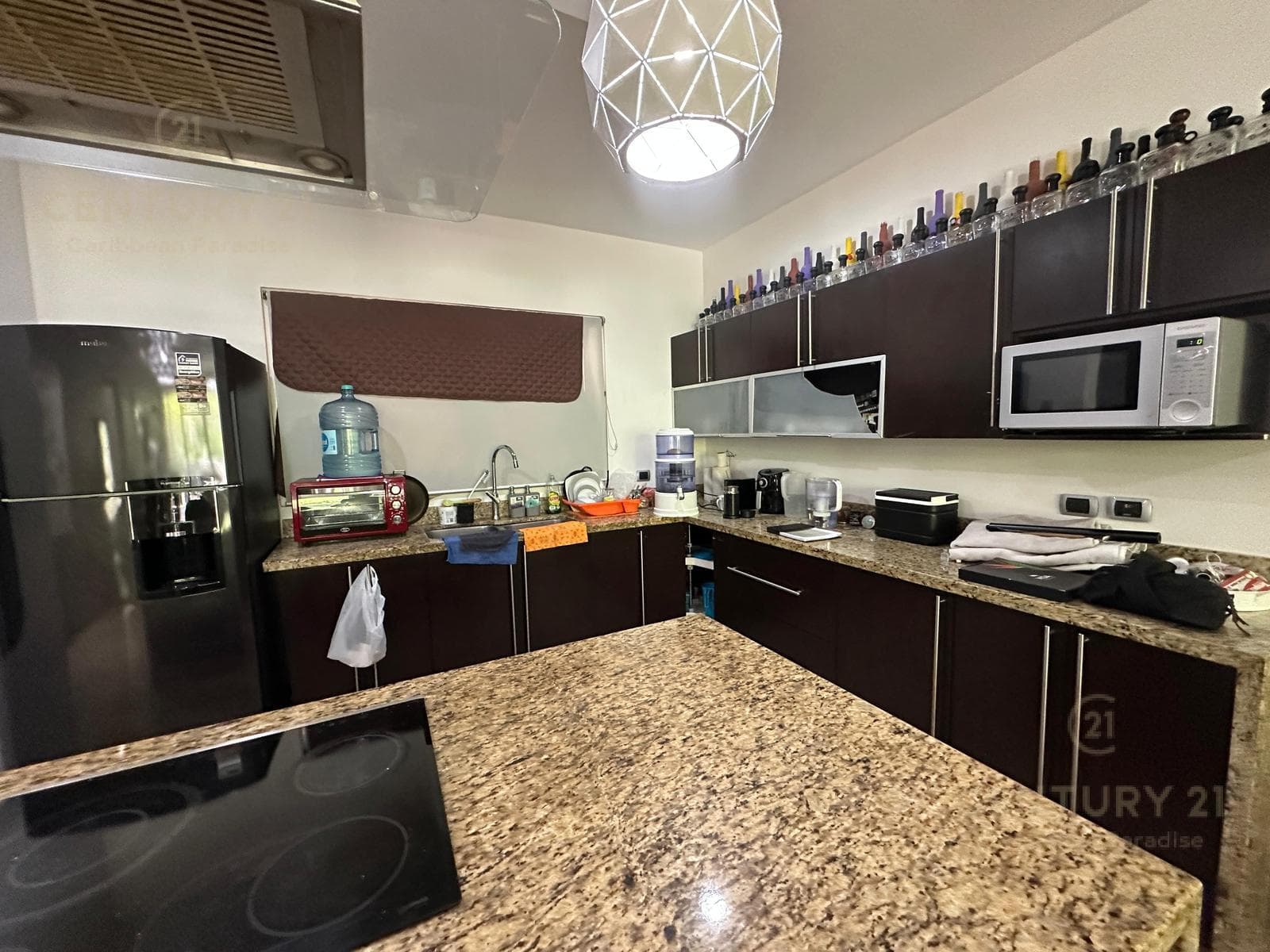 Amplio departamento en Venta 2R/2,5B a una cuadra del Mar Playa del Carmen P4462