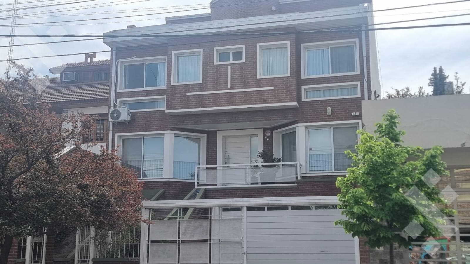 House for Sale - Executive Level - 665 Sargento Cabral Street - Neuquén City -