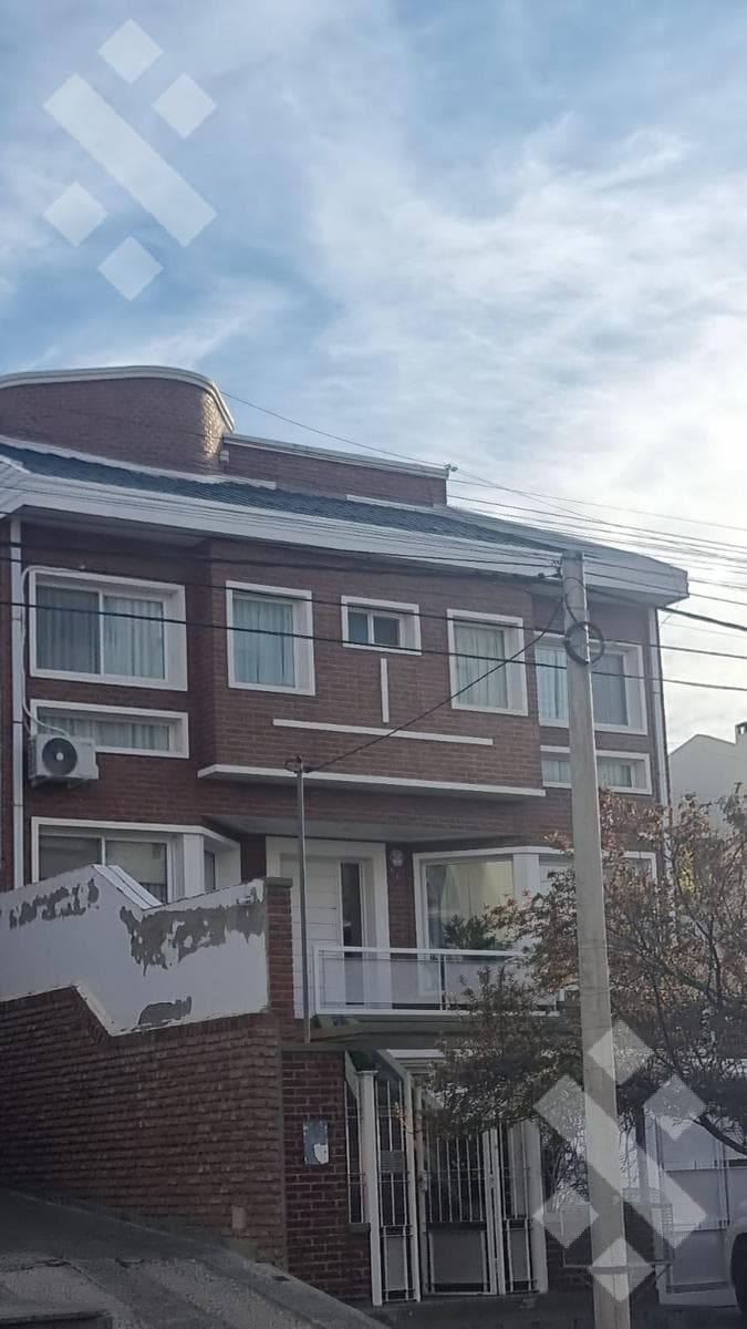 House for Sale - Executive Level - 665 Sargento Cabral Street - Neuquén City -