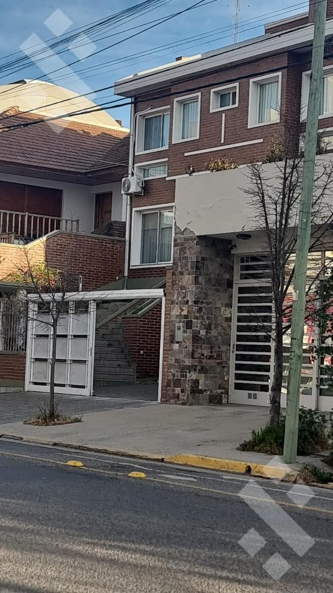 House for Sale - Executive Level - 665 Sargento Cabral Street - Neuquén City -