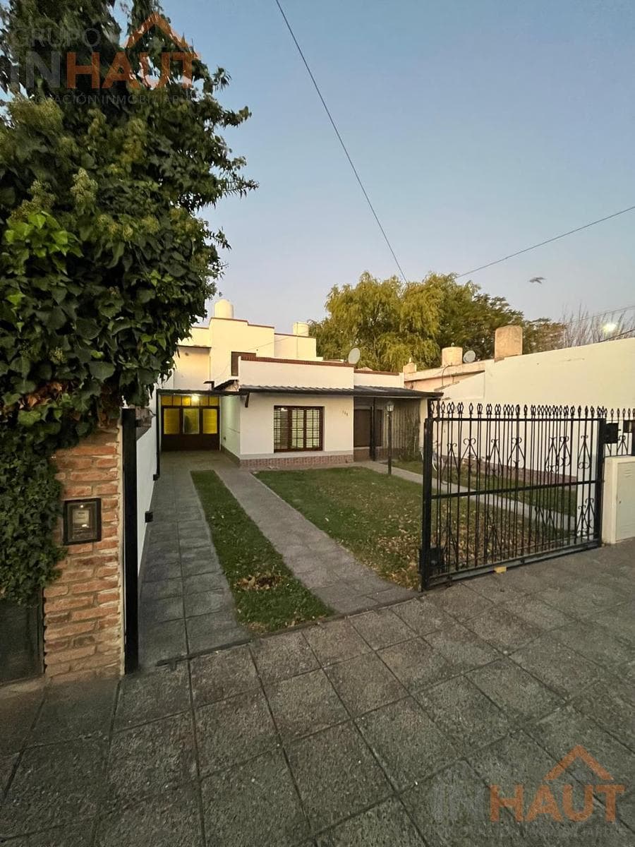 House for Sale in the Belgrano Neighborhood of Villa Regina