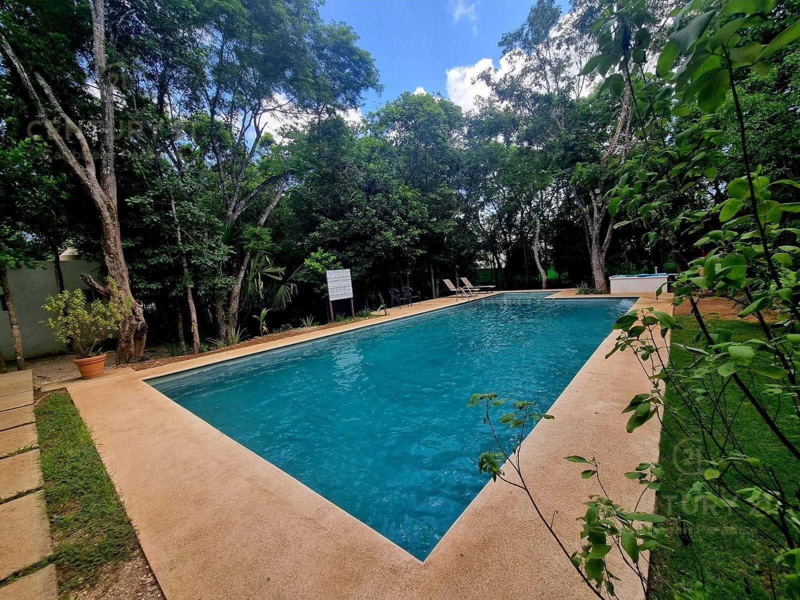 En Venta casa 3 recamaras sin muebles, SELVANOVA, Playa del Carmen P4463