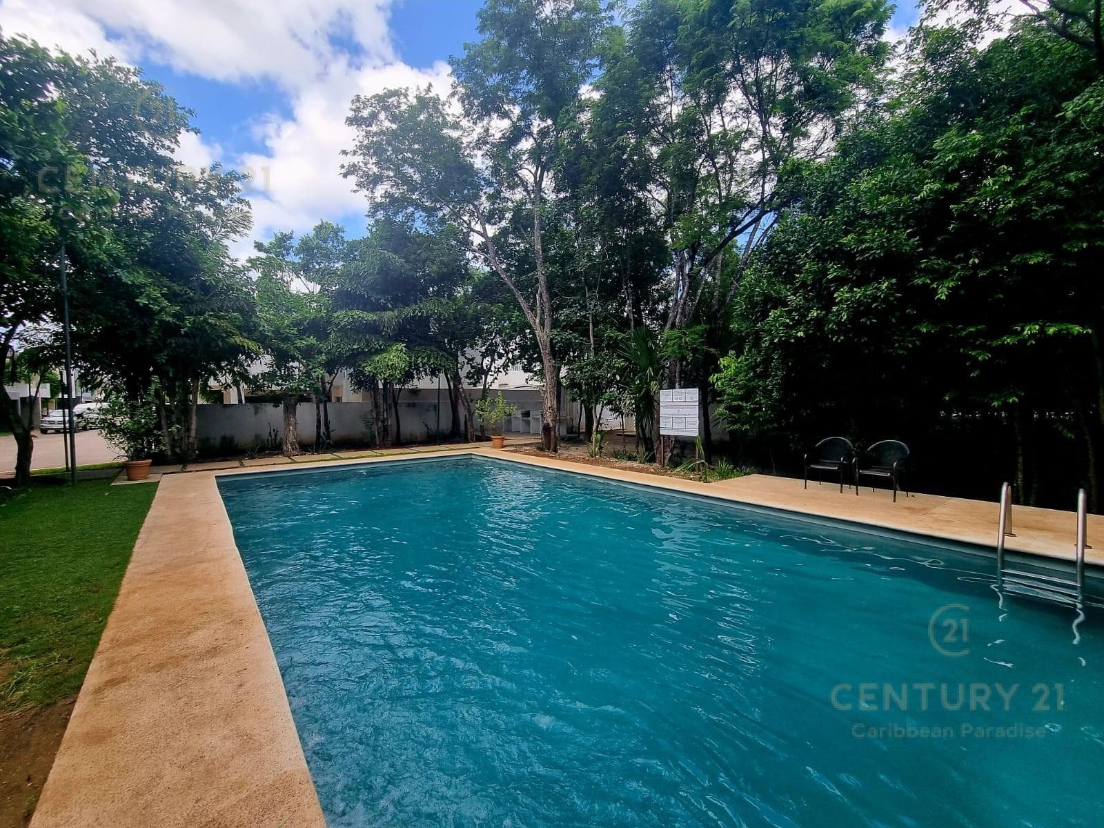 En Venta casa 3 recamaras sin muebles, SELVANOVA, Playa del Carmen P4463