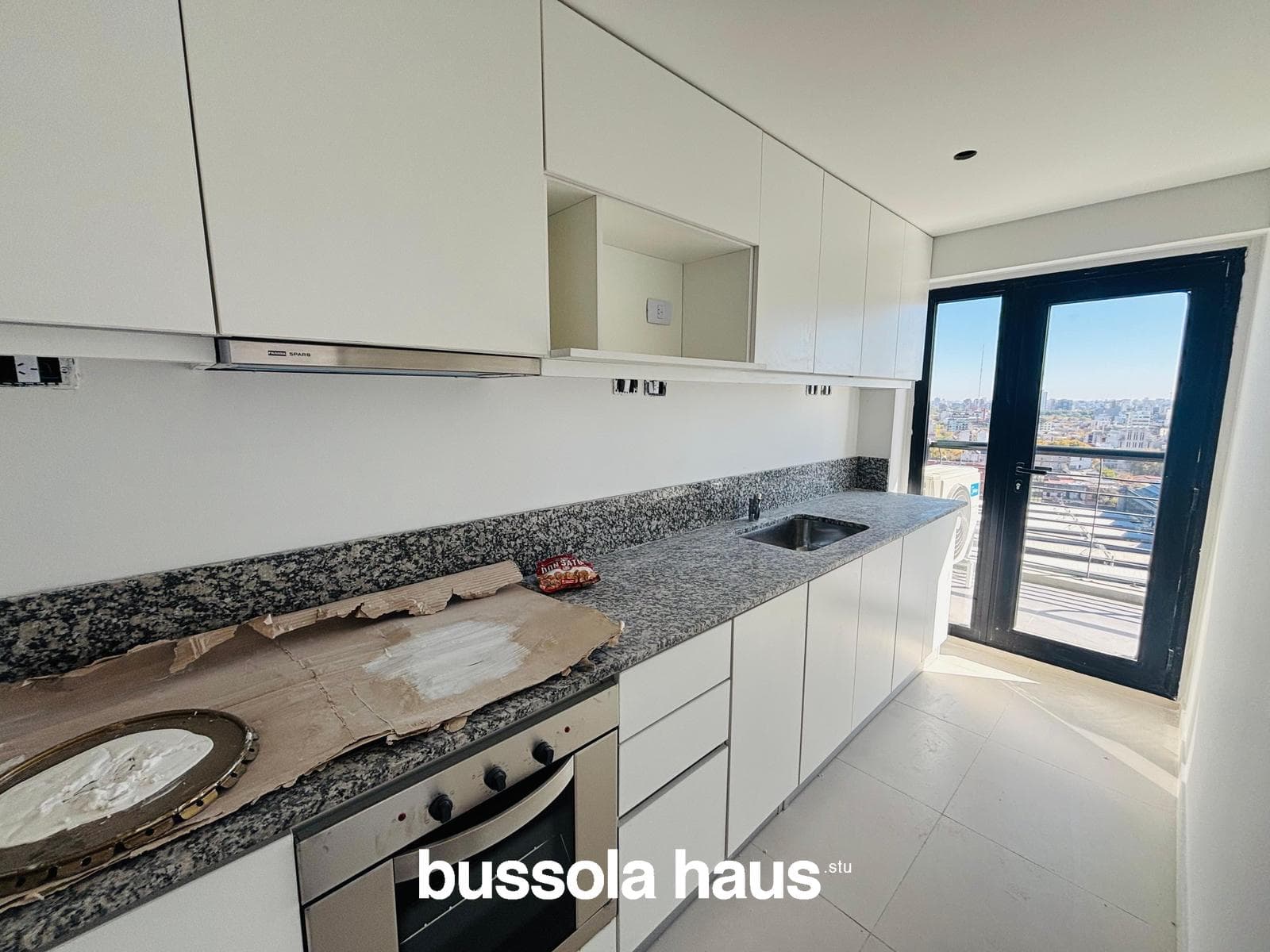 Studio apartment for sale. Barracas