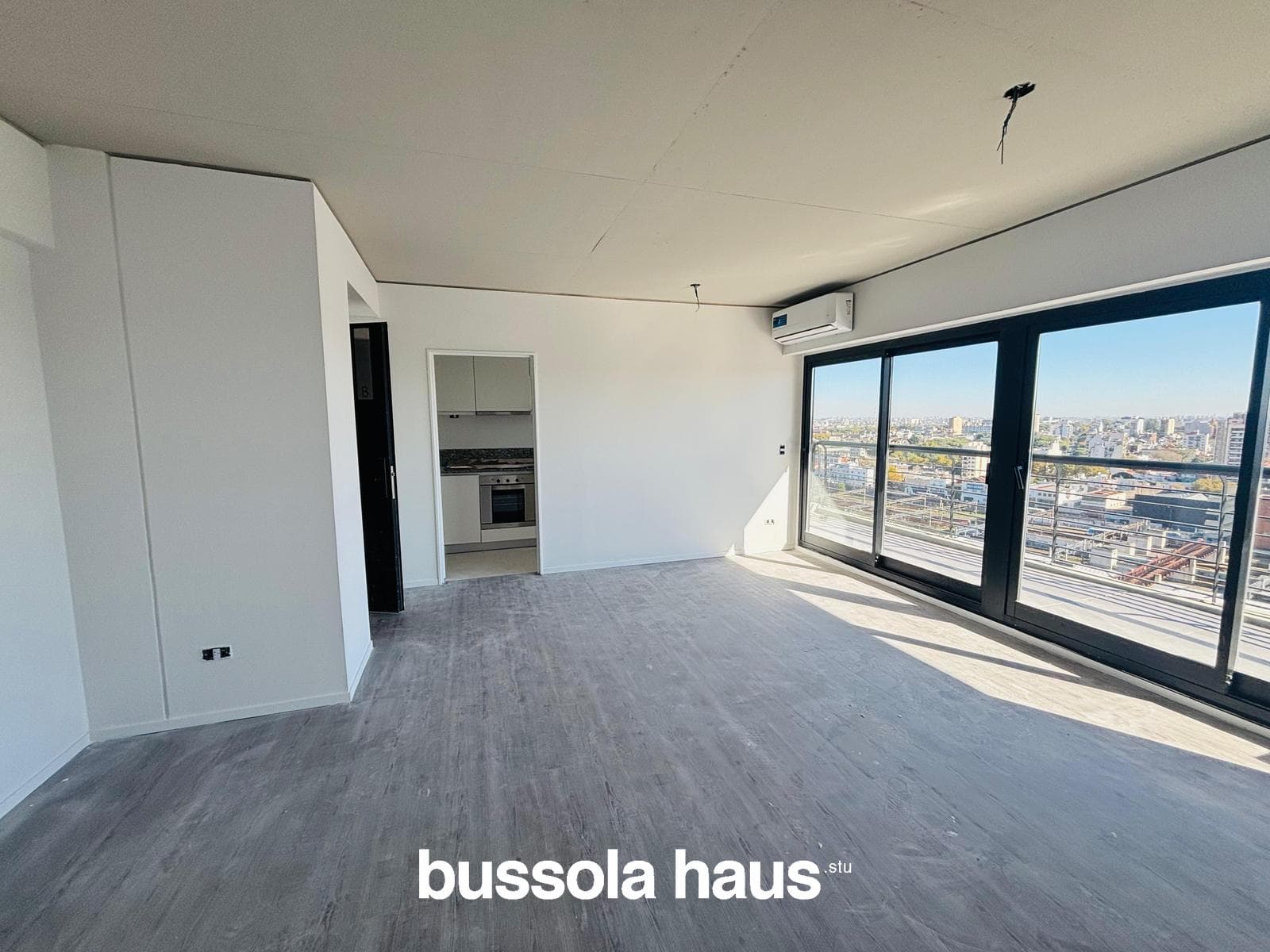 Studio apartment for sale. Barracas