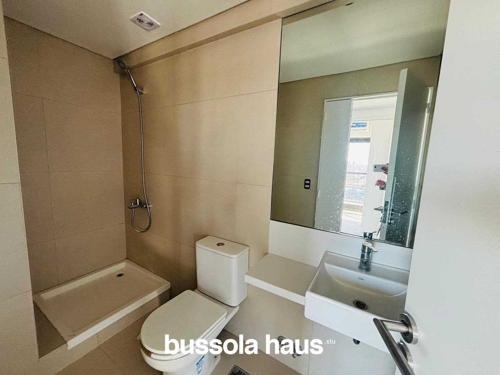 Studio apartment for sale. Barracas