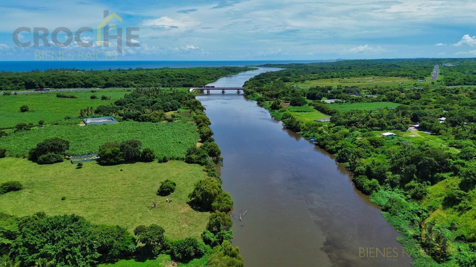 Land for Sale in La Antigua, Veracruz, with Direct Access to the La Antigua River