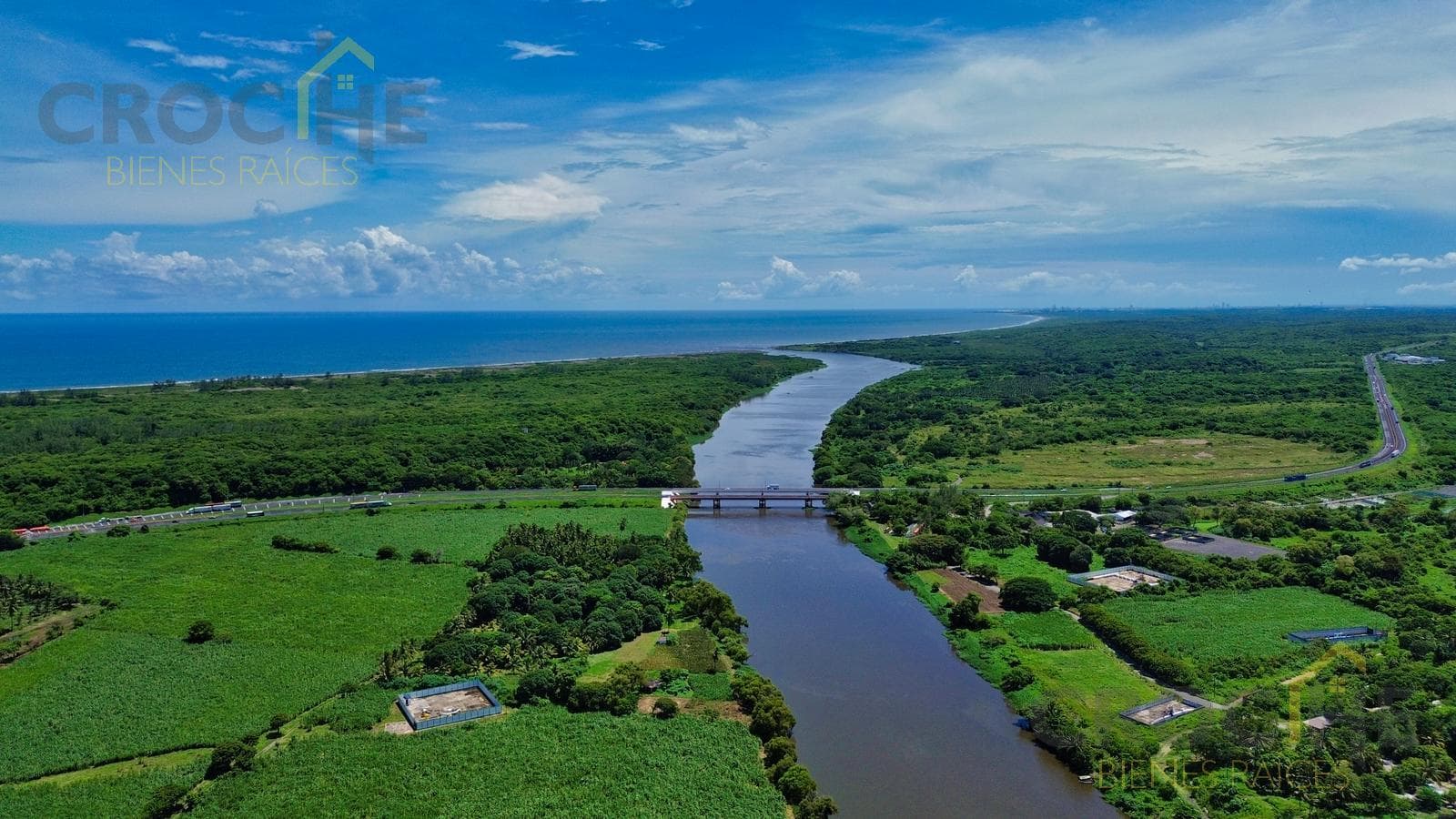 Land for Sale in La Antigua, Veracruz, with Direct Access to the La Antigua River