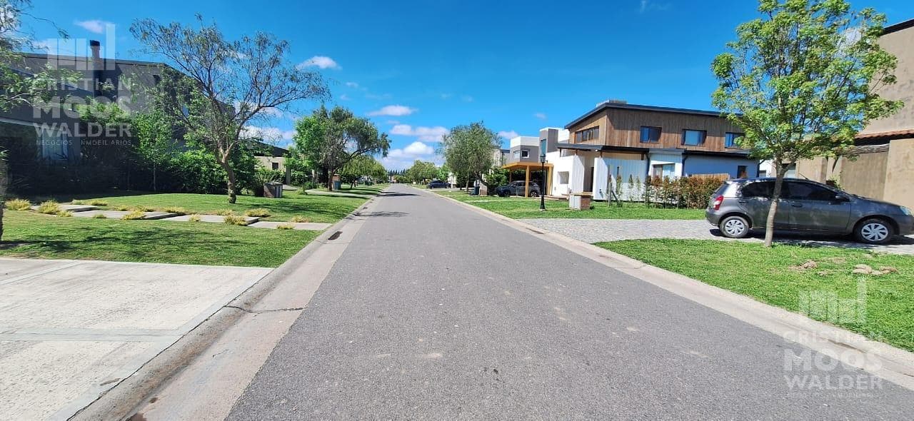 Land in San Matias