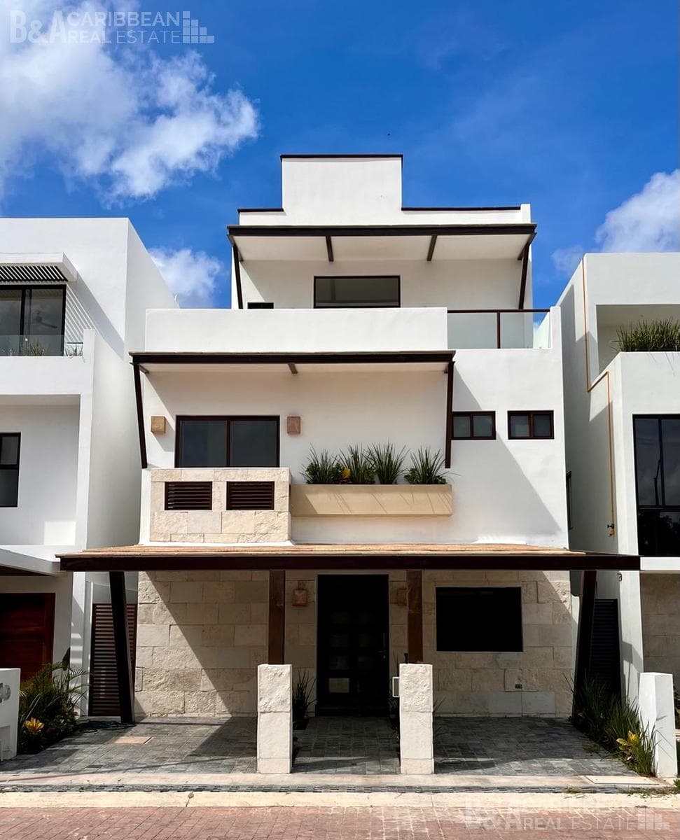 House for Sale in Residencial Río, Cancún