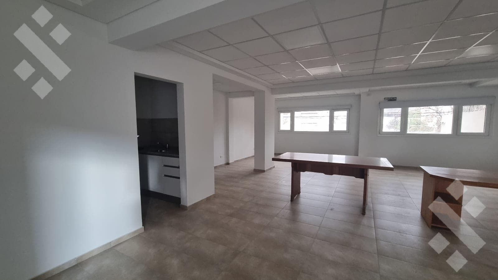 For Sale - Office - 49 Villegas Street - Cipolletti - Río Negro -