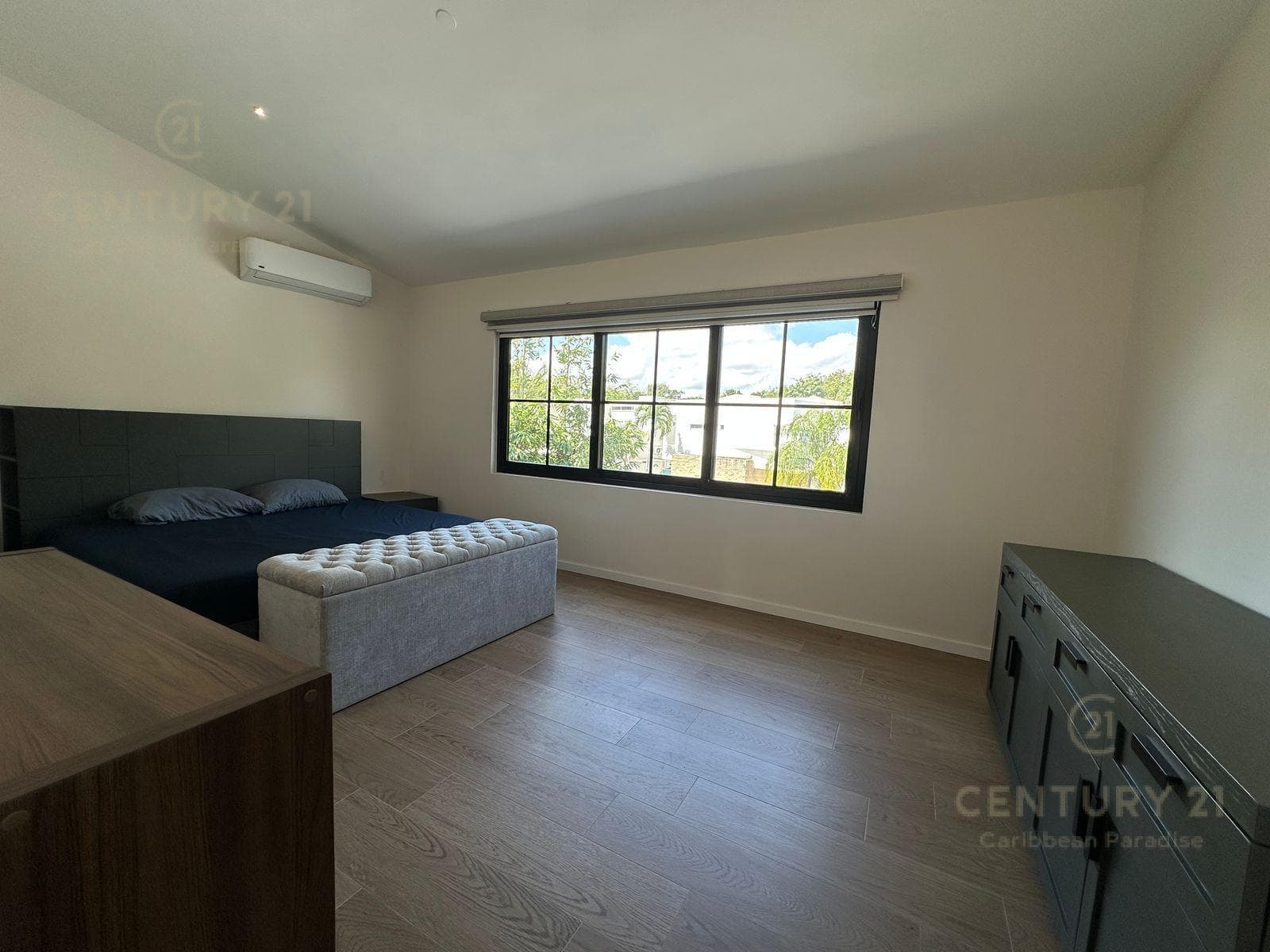 Hermosa Residencia amueblada en venta con paneles solares de 4h/4.5b en Playacar 2, Playa del Carmen. P4474