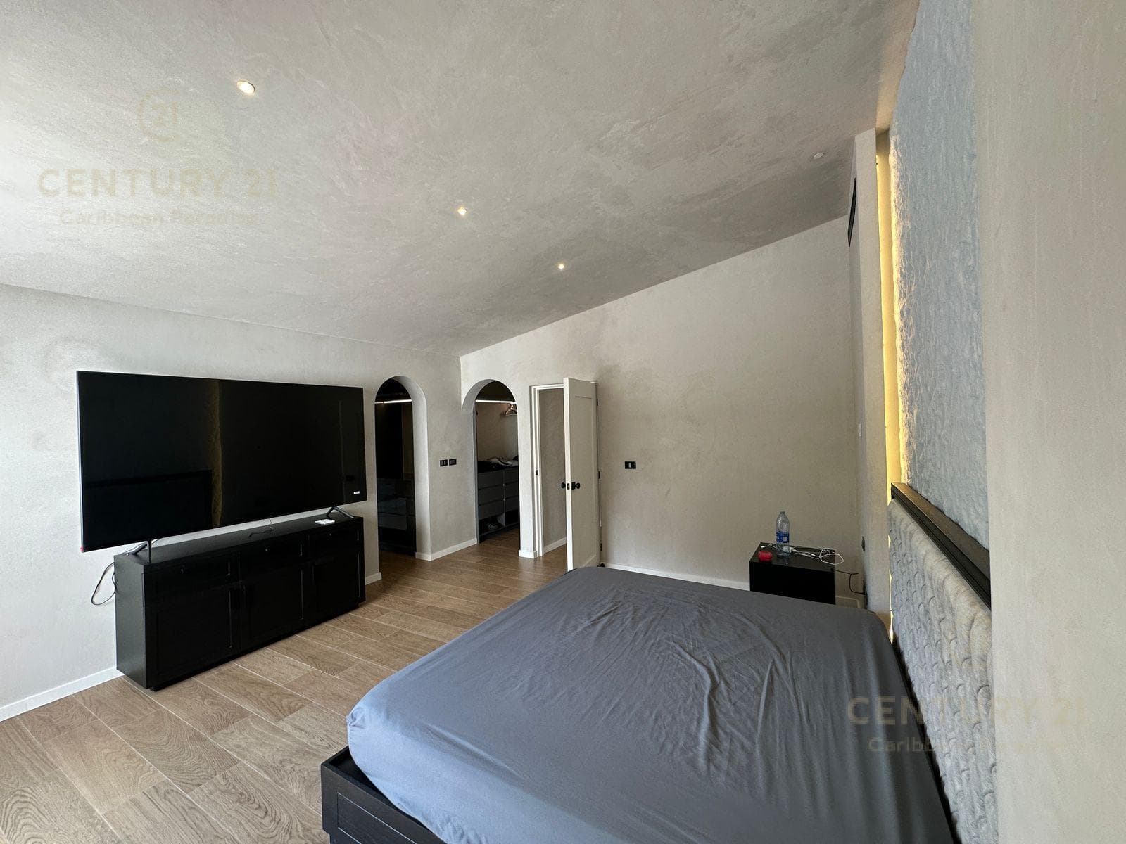 Hermosa Residencia amueblada en venta con paneles solares de 4h/4.5b en Playacar 2, Playa del Carmen. P4474