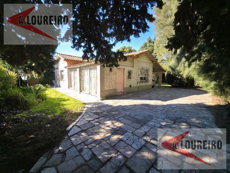 House in Burzaco