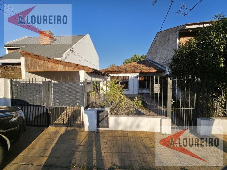House in Longchamps