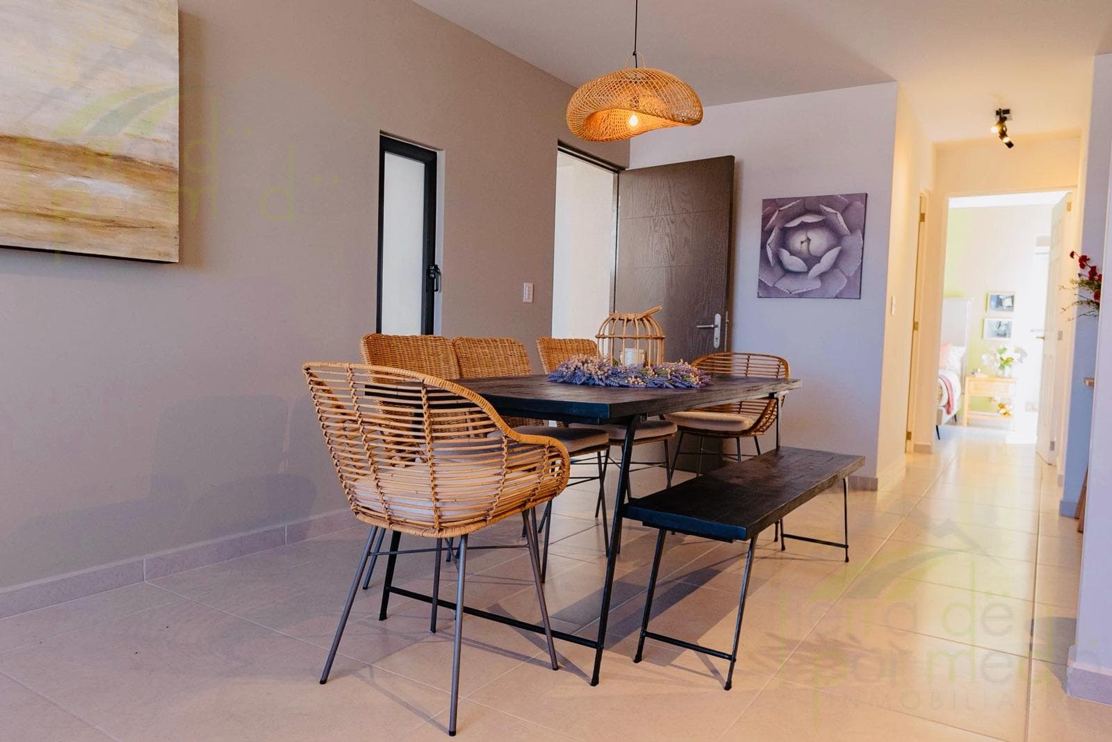 1st-floor, 2-bedroom apartment in Zibata, Querétaro