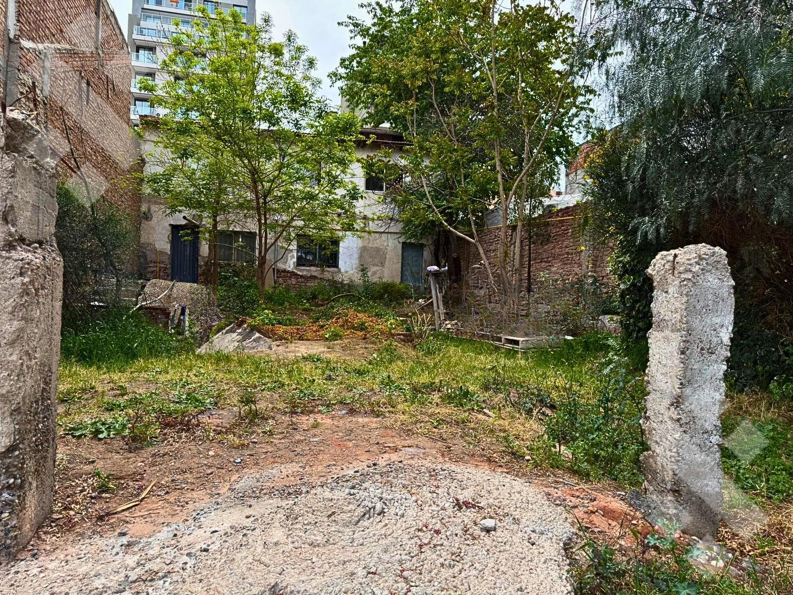 LAND FOR SALE ON AV. SAN JUAN AT THE 700 BLOCK - SANTA GENOVEVA - NQN CAPITAL