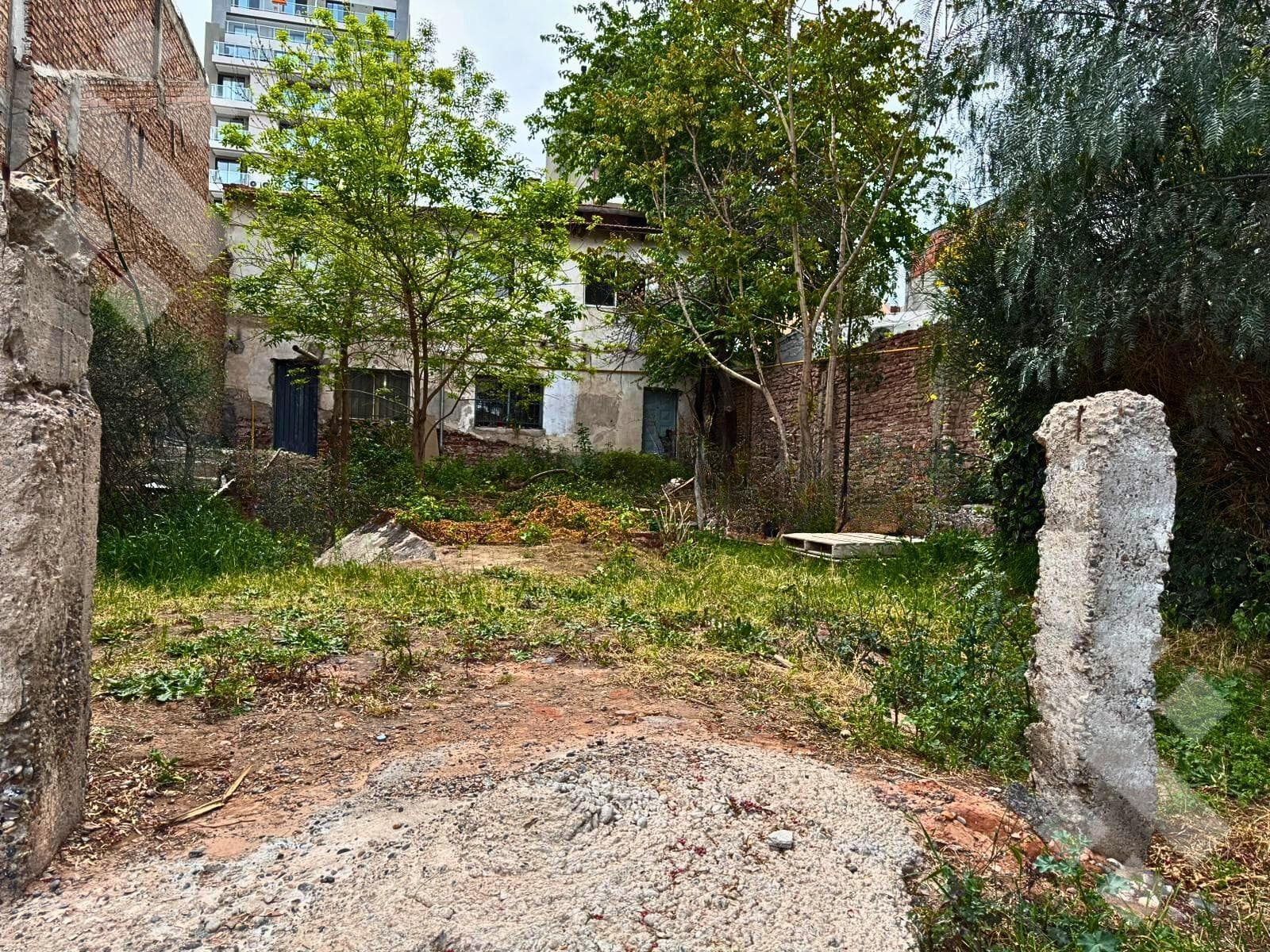 LAND FOR SALE ON AV. SAN JUAN AT THE 700 BLOCK - SANTA GENOVEVA - NQN CAPITAL