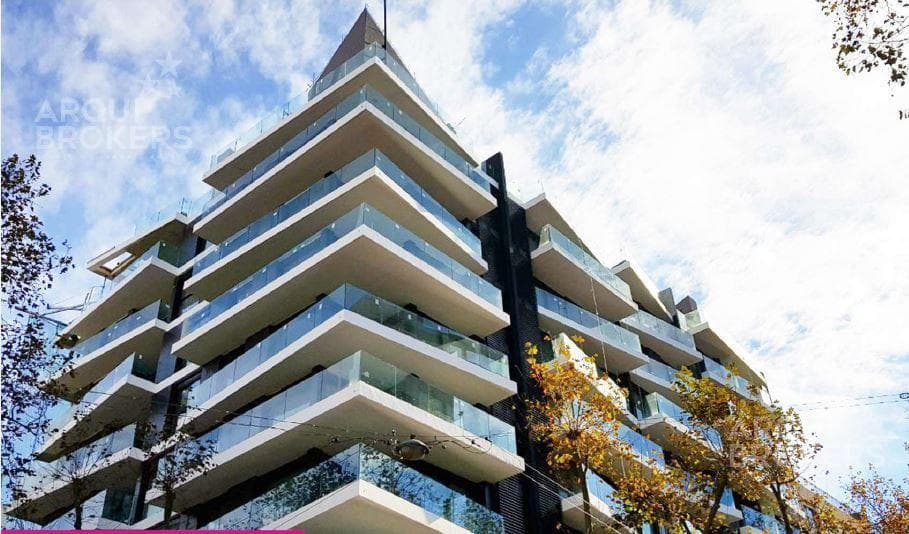 Two-bedroom penthouse apartment for rent with optional garage in Barrio Sur - 1001