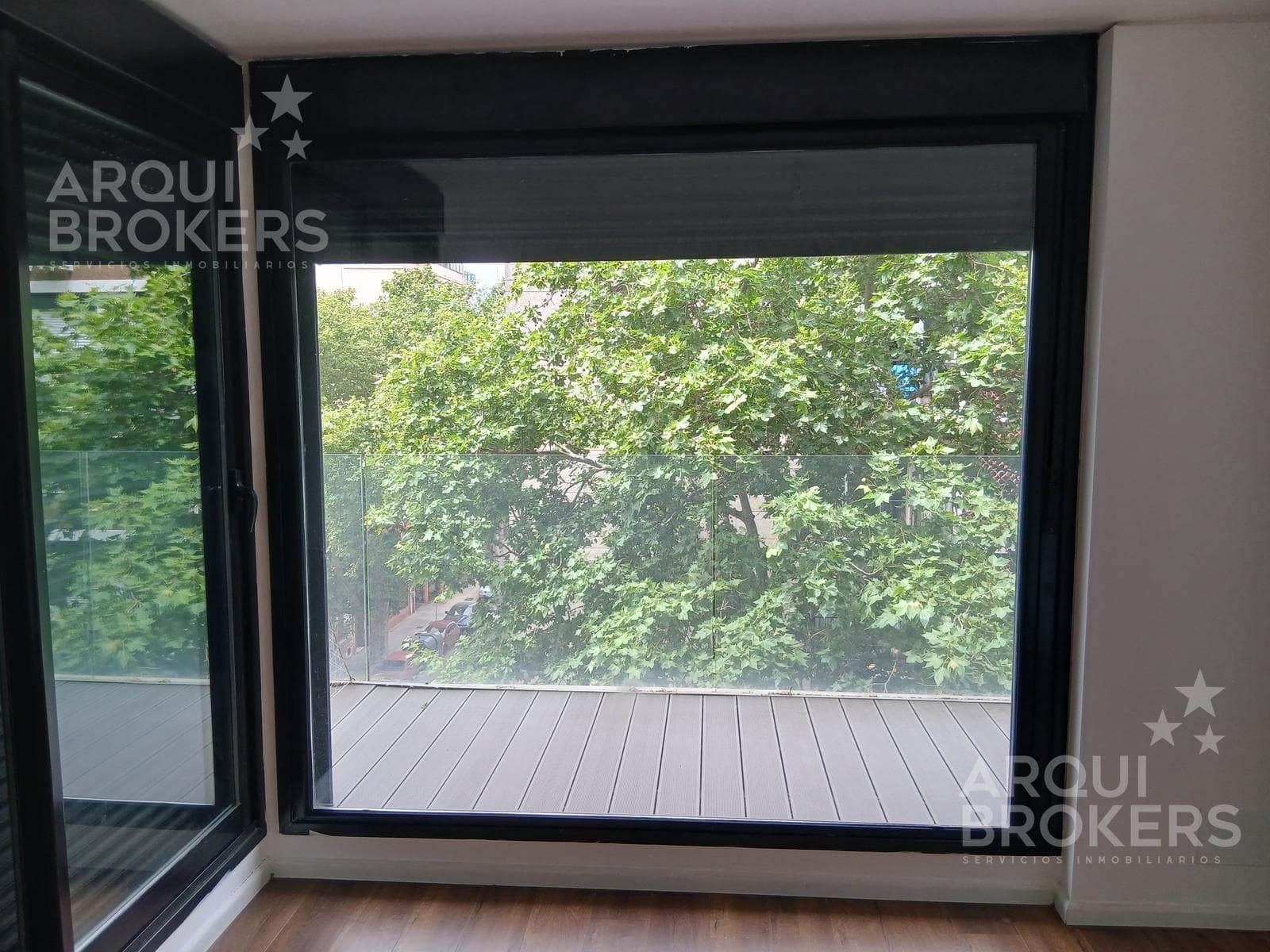 Two-bedroom penthouse apartment for rent with optional garage in Barrio Sur - 1001