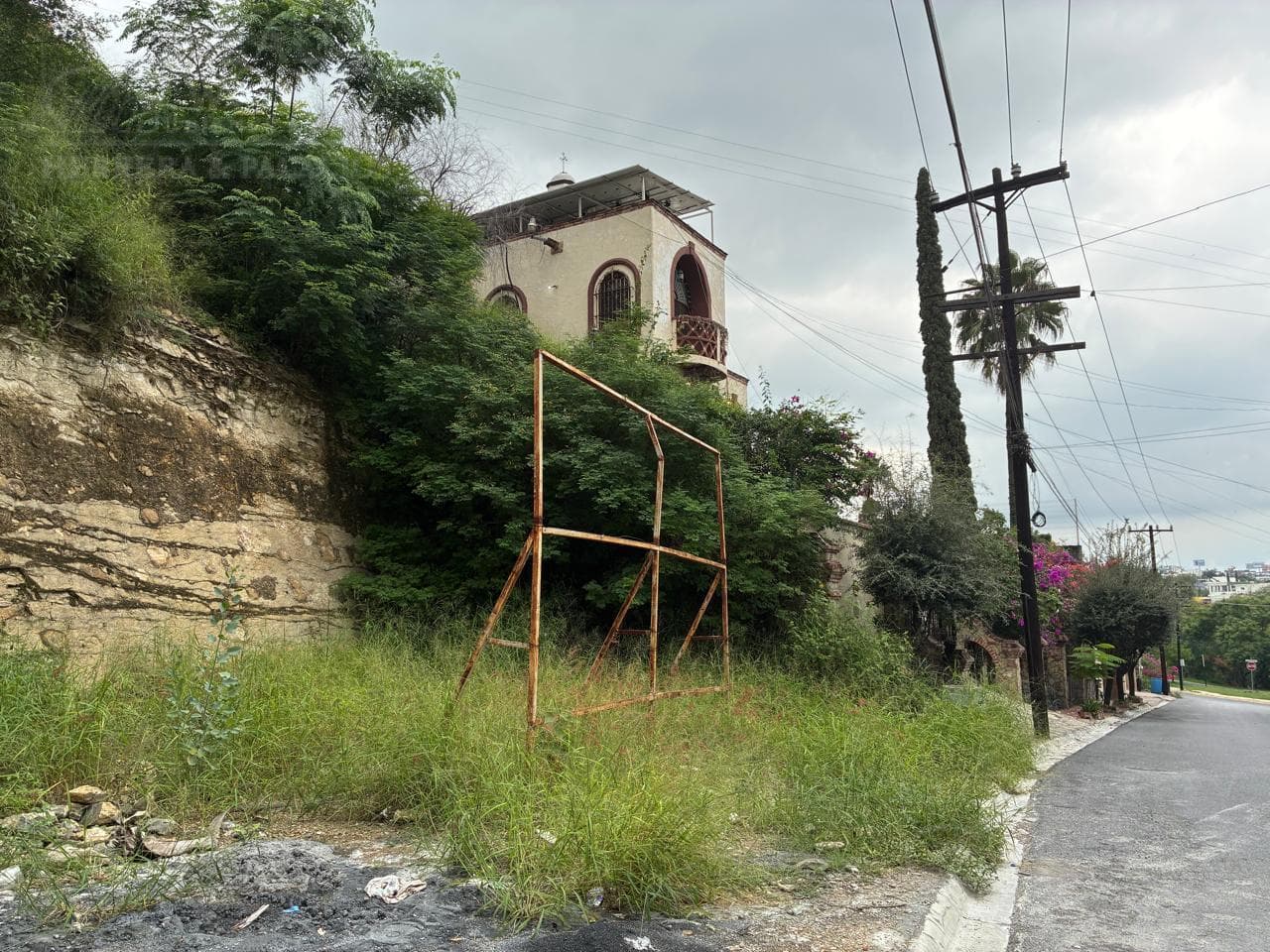 Land for Sale in the Cumbres Area, 2nd Sector