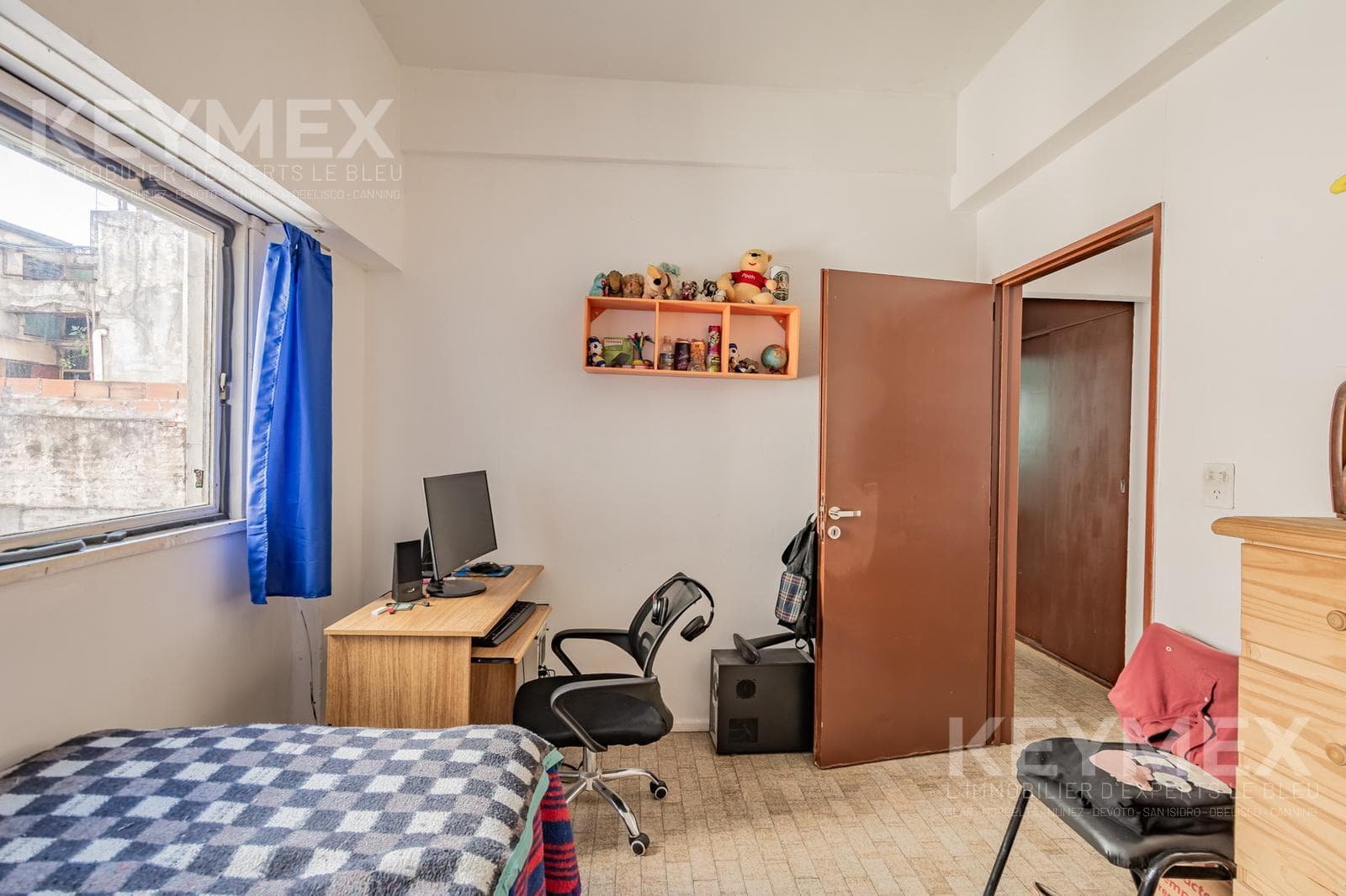 3-Bedroom Apartment for Sale with a Patio in Flores