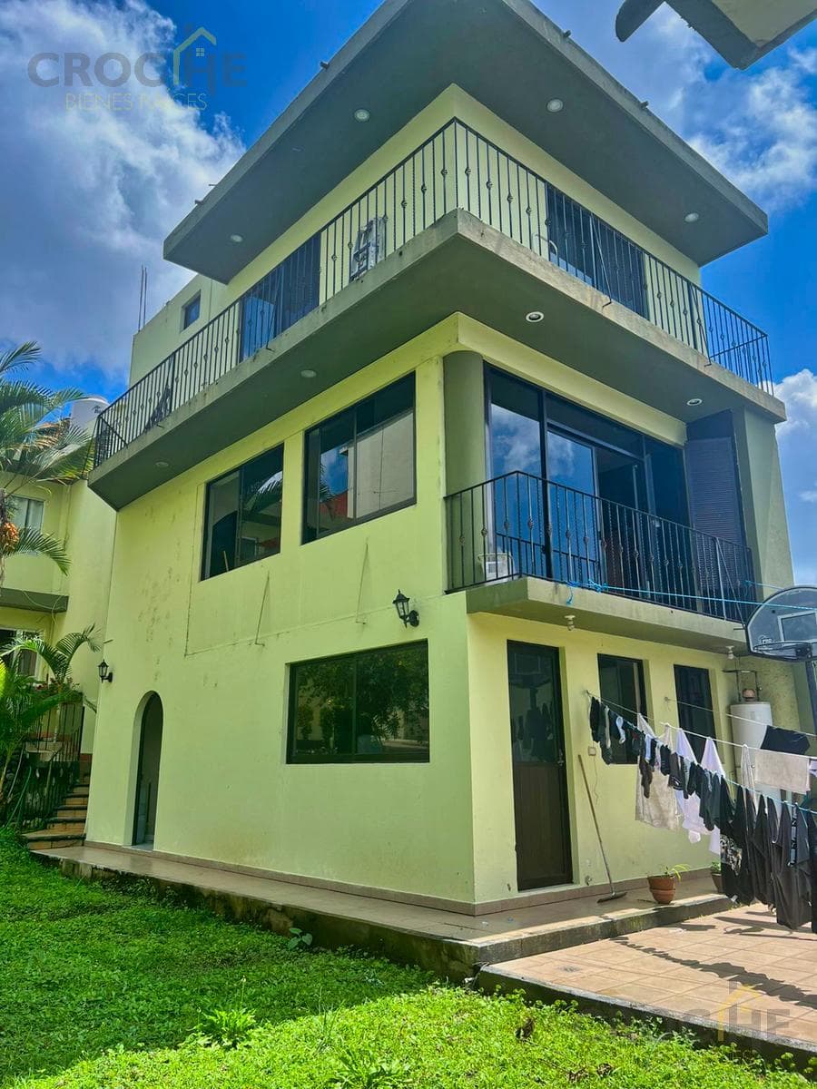 House for Sale in Downtown Xalapa, Near the Cathedral