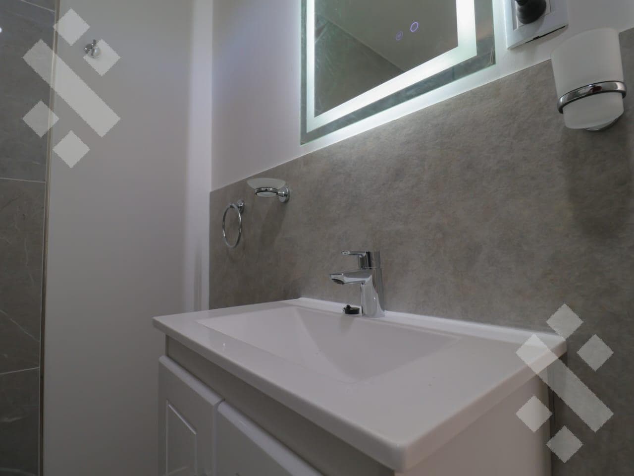 For Sale | 2-Bedroom Penthouse, Los Cerezos I Neighborhood | Plottier