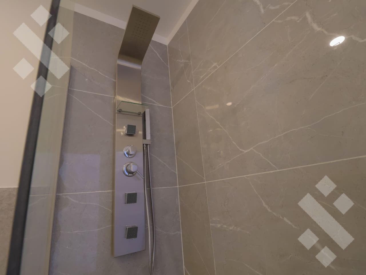 For Sale | 2-Bedroom Penthouse, Los Cerezos I Neighborhood | Plottier