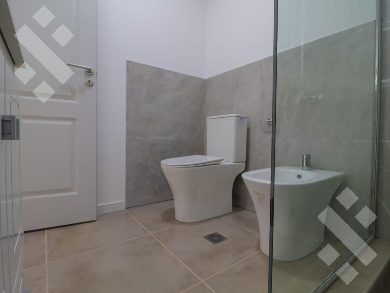 For Sale | 2-Bedroom Penthouse, Los Cerezos I Neighborhood | Plottier