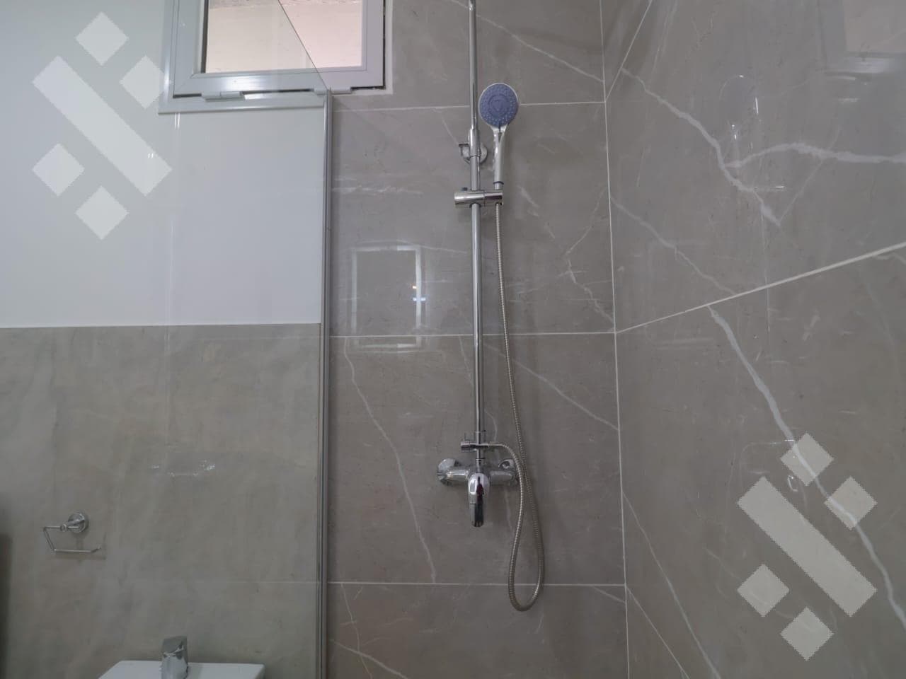 For Sale | 2-Bedroom Penthouse, Los Cerezos I Neighborhood | Plottier
