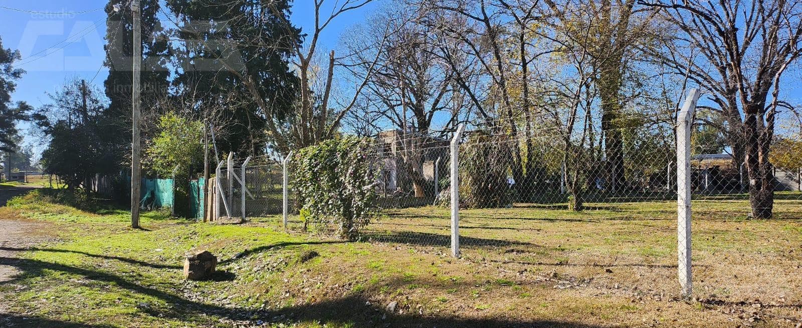 1,300 m² lot on Camino de la Ribera – Strategic location in Merlo