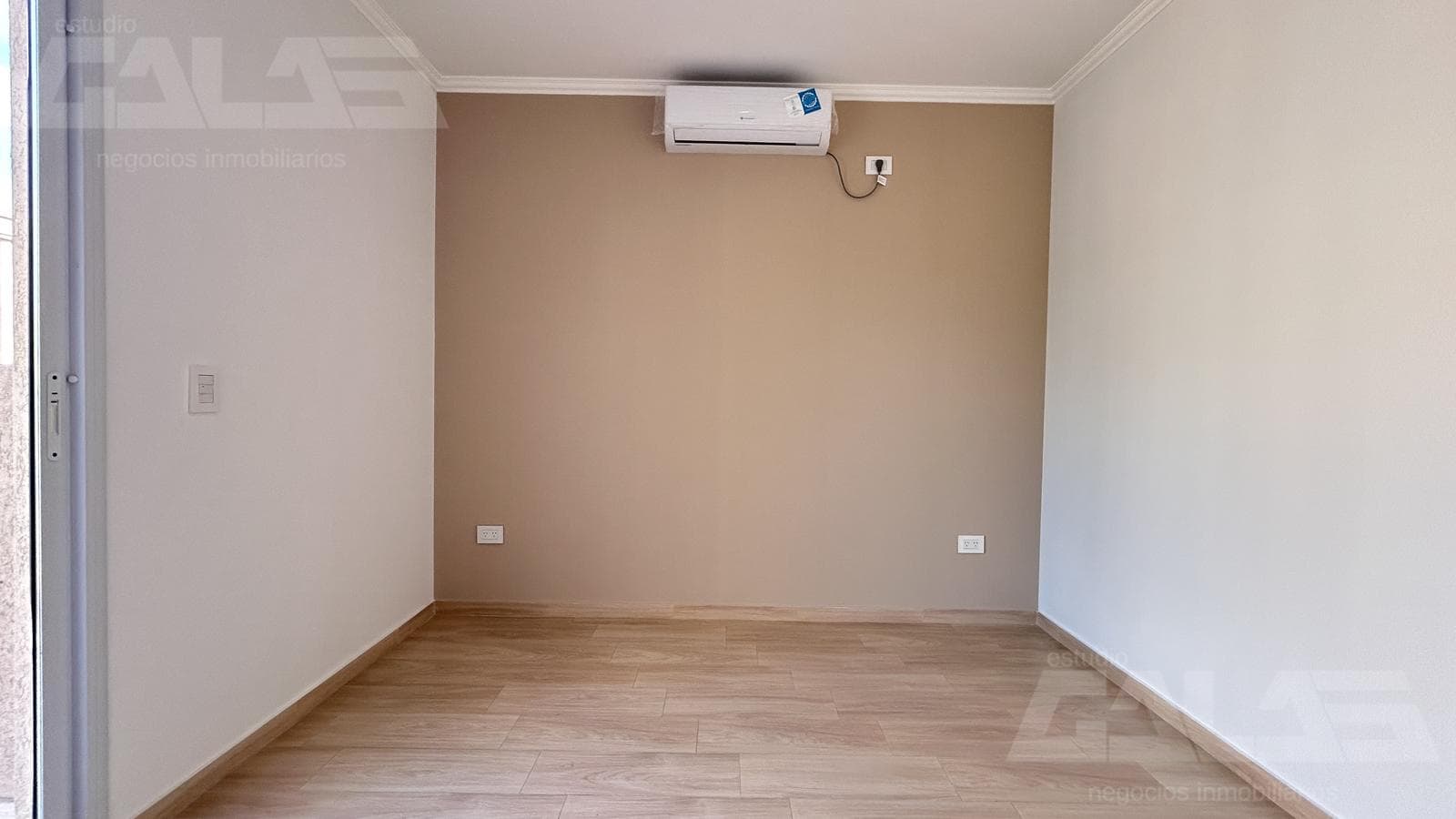 House for Sale | 5 Rooms | Garden | Grill | Gated Community | ITUZAINGÓ SUR