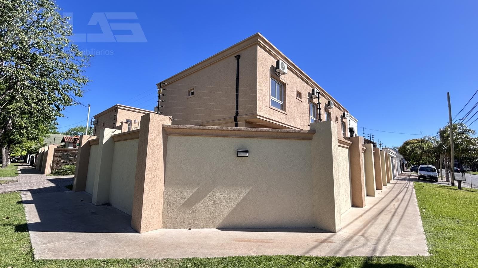 House for Sale | 5 Rooms | Garden | Grill | Gated Community | ITUZAINGÓ SUR