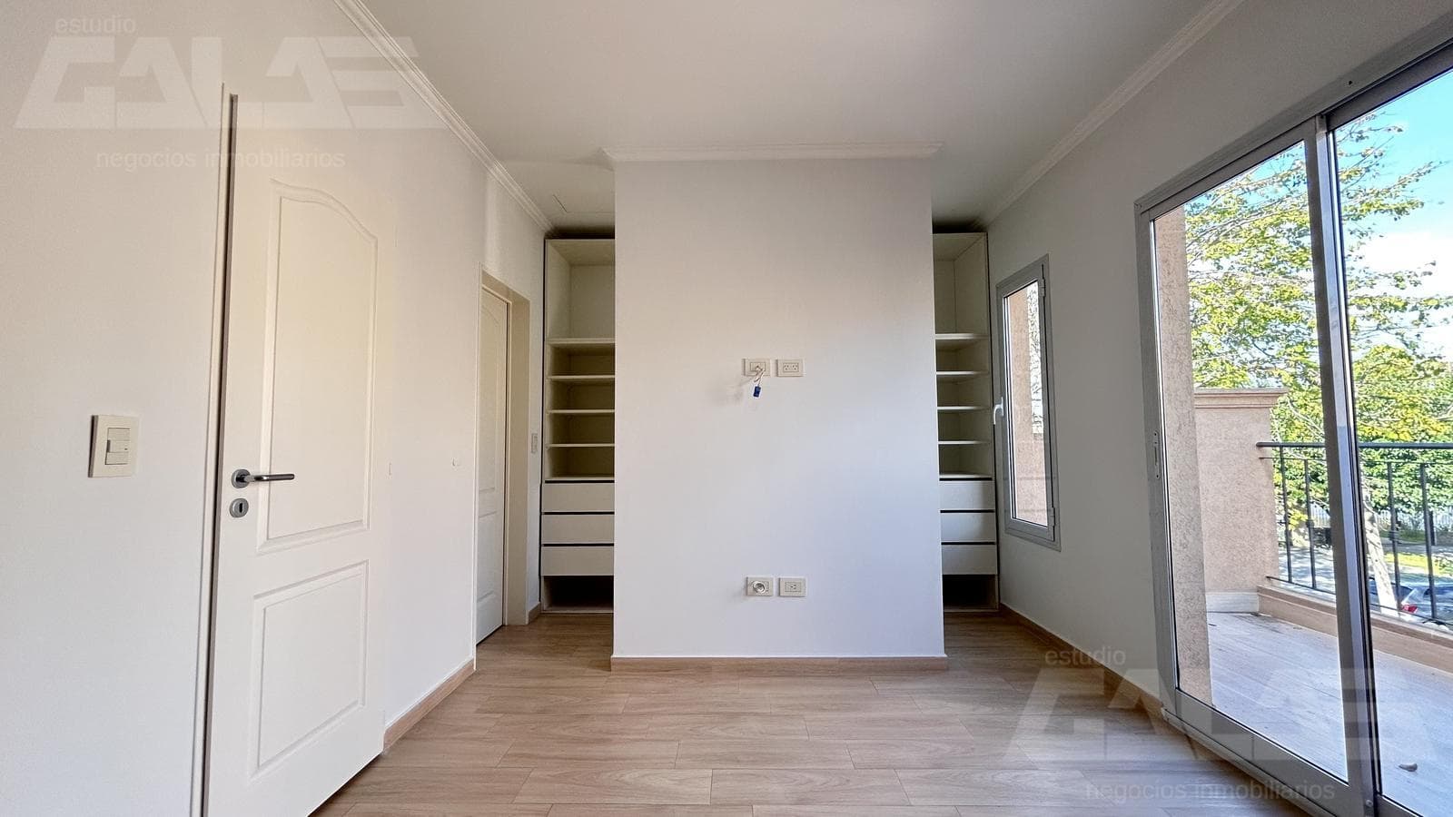 House for Sale | 5 Rooms | Garden | Grill | Gated Community | ITUZAINGÓ SUR