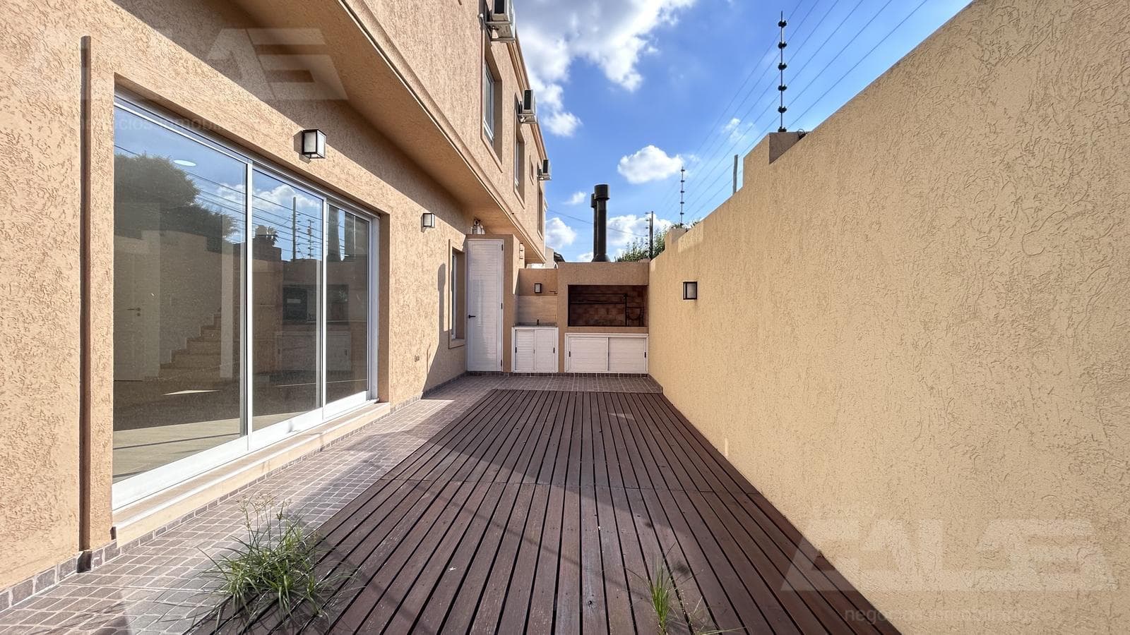 House for Sale | 5 Rooms | Garden | Grill | Gated Community | ITUZAINGÓ SUR