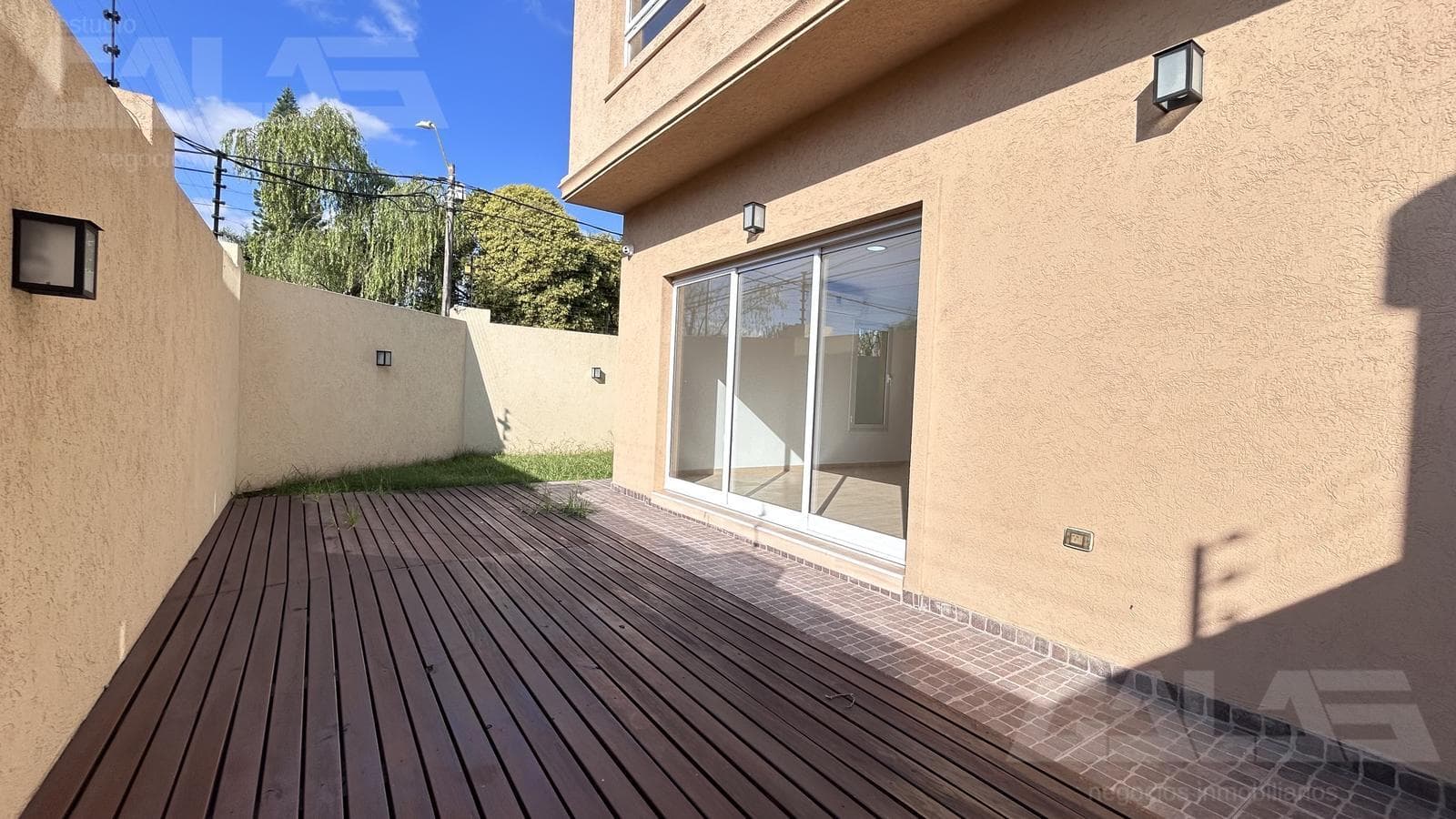 House for Sale | 5 Rooms | Garden | Grill | Gated Community | ITUZAINGÓ SUR