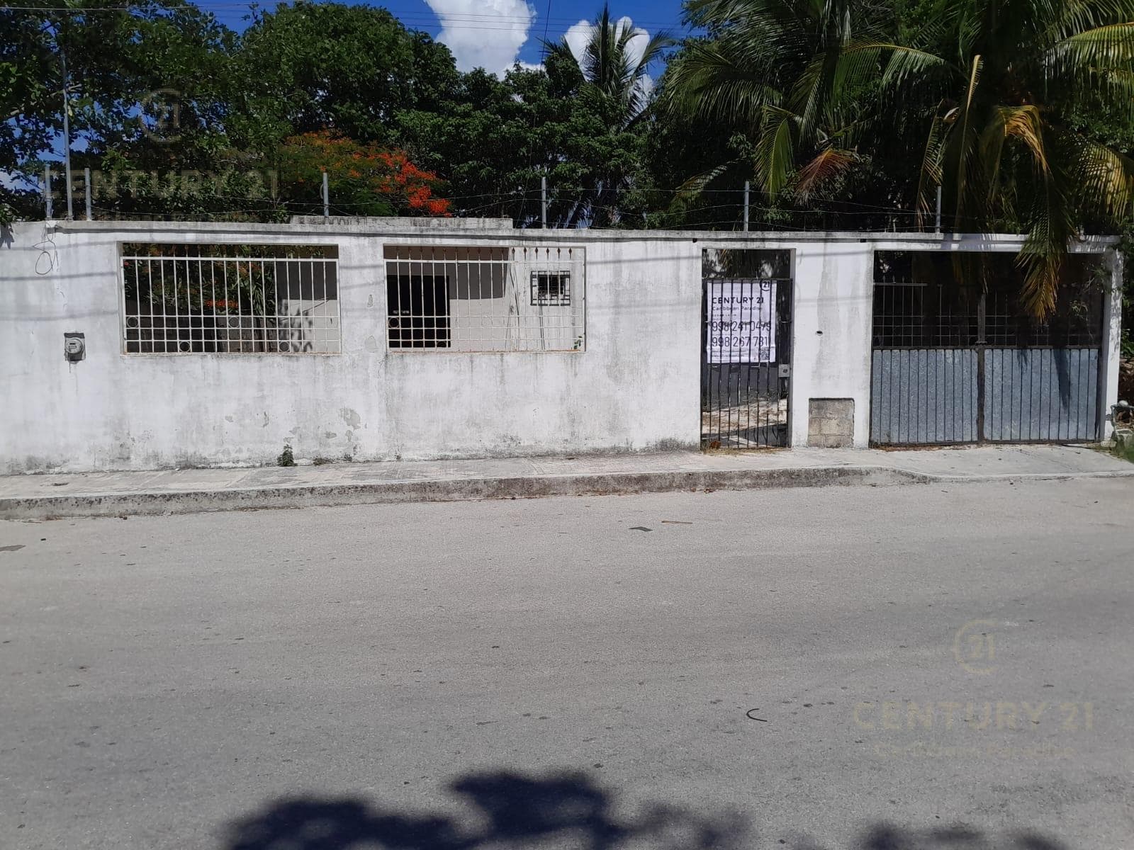 Lot for Sale in Ejidal, Playa del Carmen | Commercial Lot with Construction in Progress | C4109