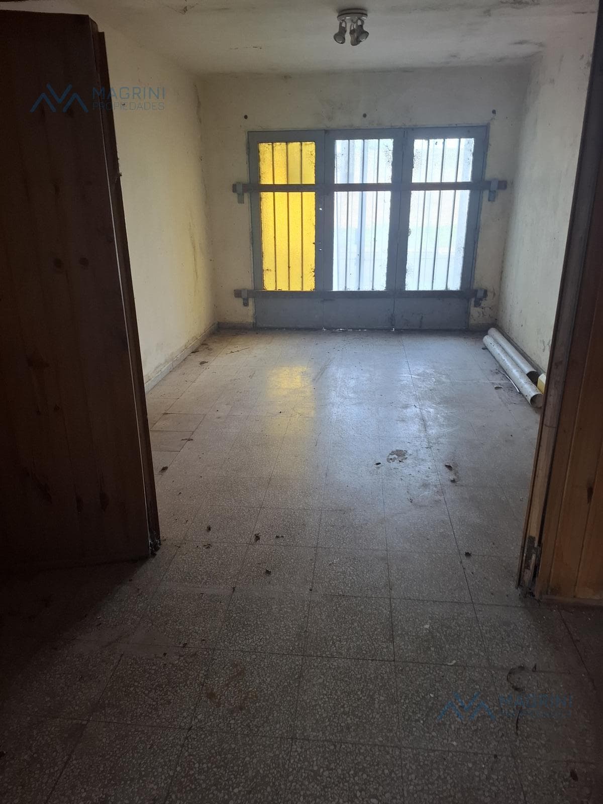 House with land at 600 Santa Cruz Street, Pergamino, Buenos Aires Province.