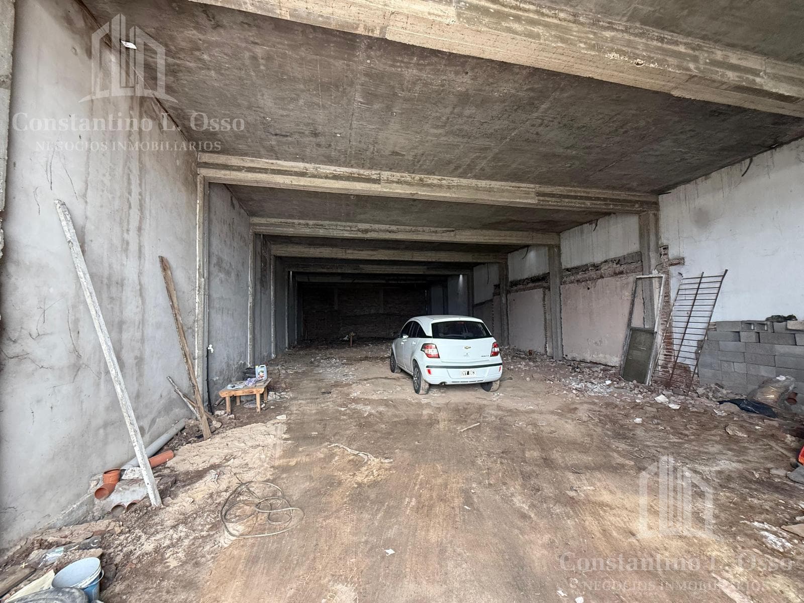 Warehouse - Storage Facility - For Sale - Lot 10x26