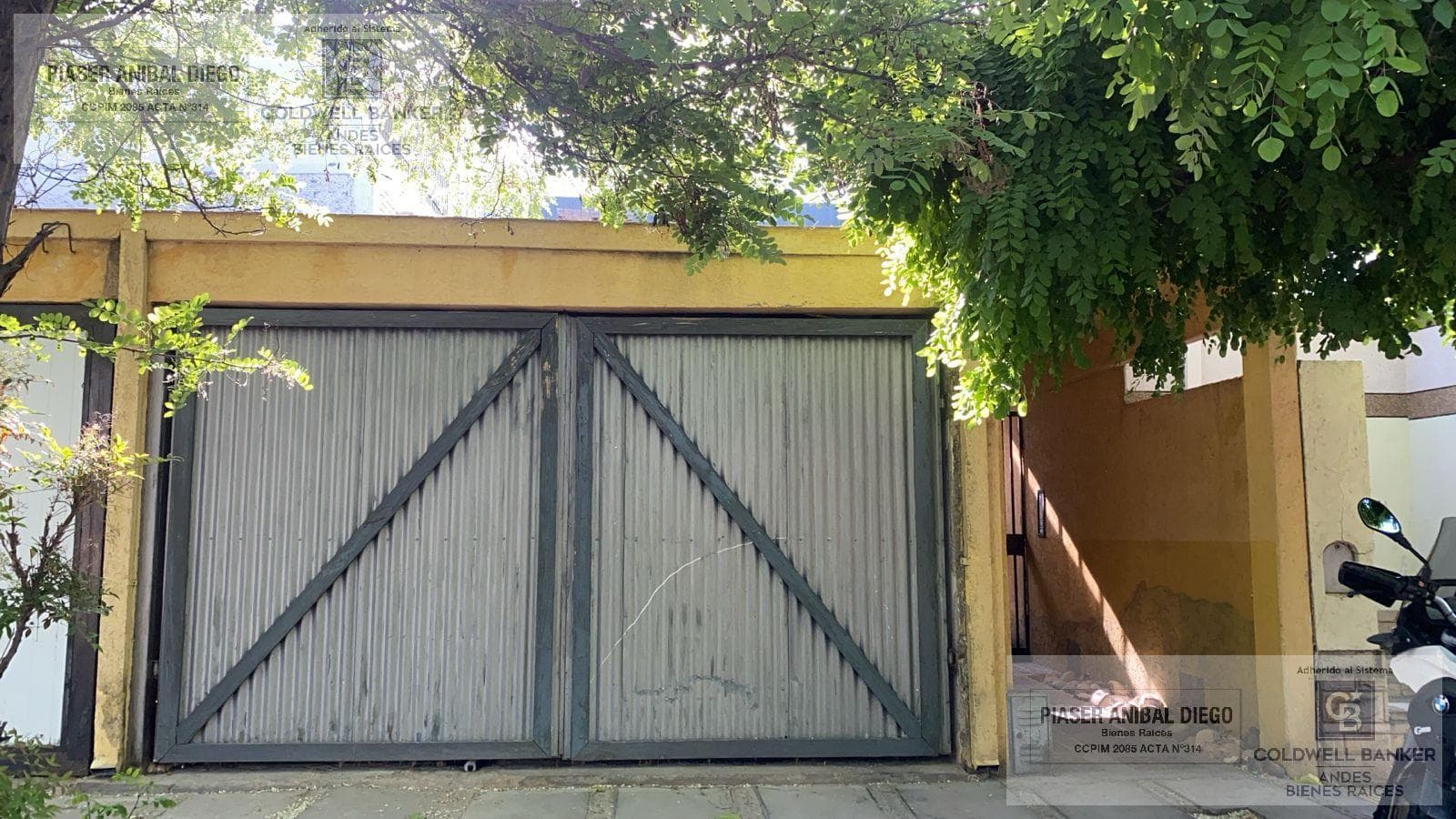 Duplex for sale in San Rafael