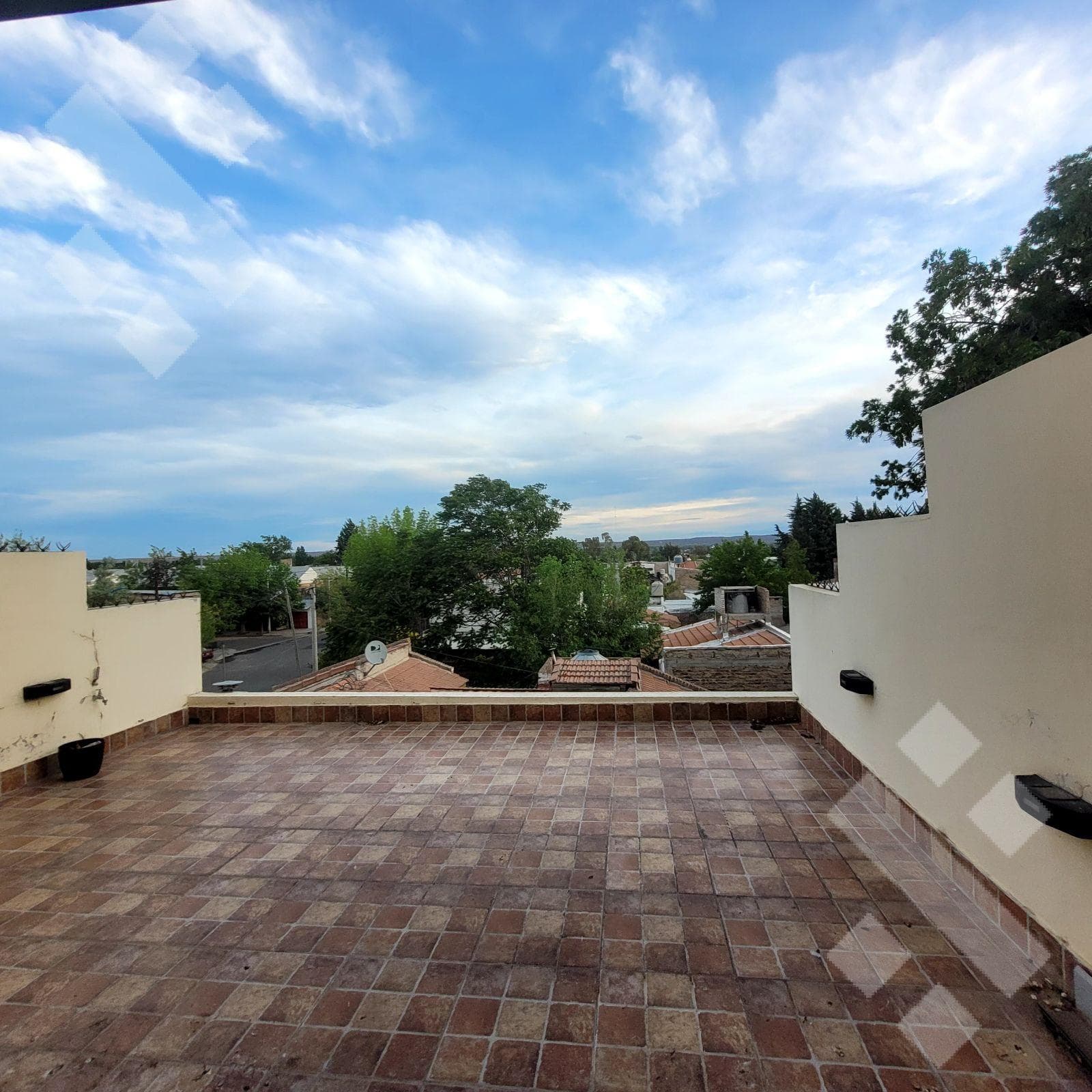 2-Bedroom Triplex for Sale – Studio – Islas Malvinas 1900 – Provincias Unidas Neighborhood