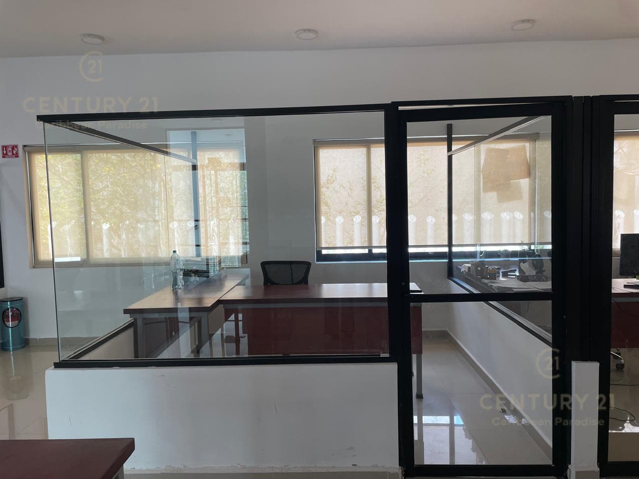 Furnished office in an excellent location in Cancún—ready to move in—C4104