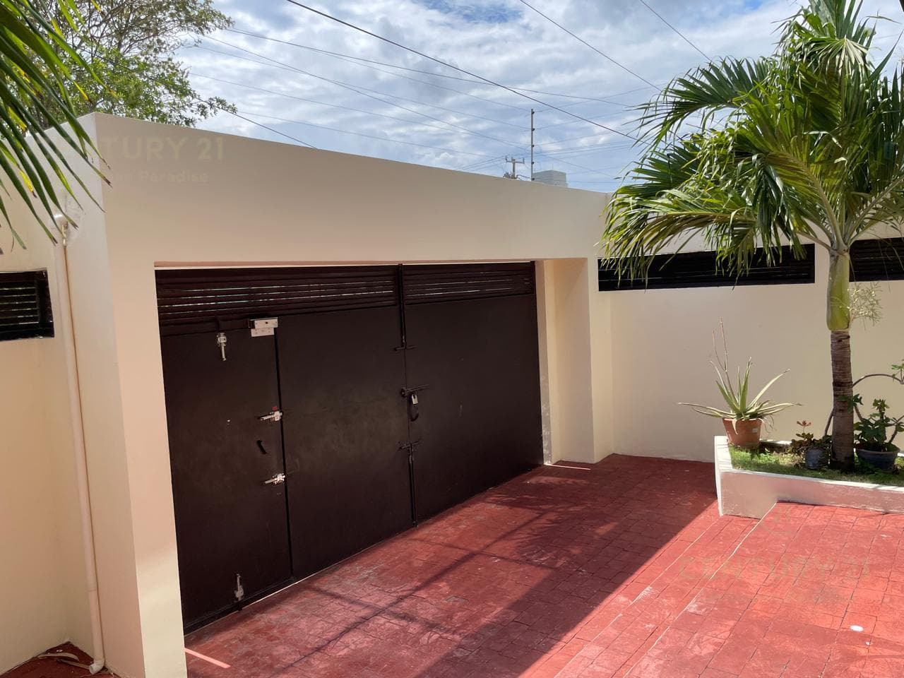 Oficina amueblada en excelente ubicación en Cancún Lista para ocupar C4104