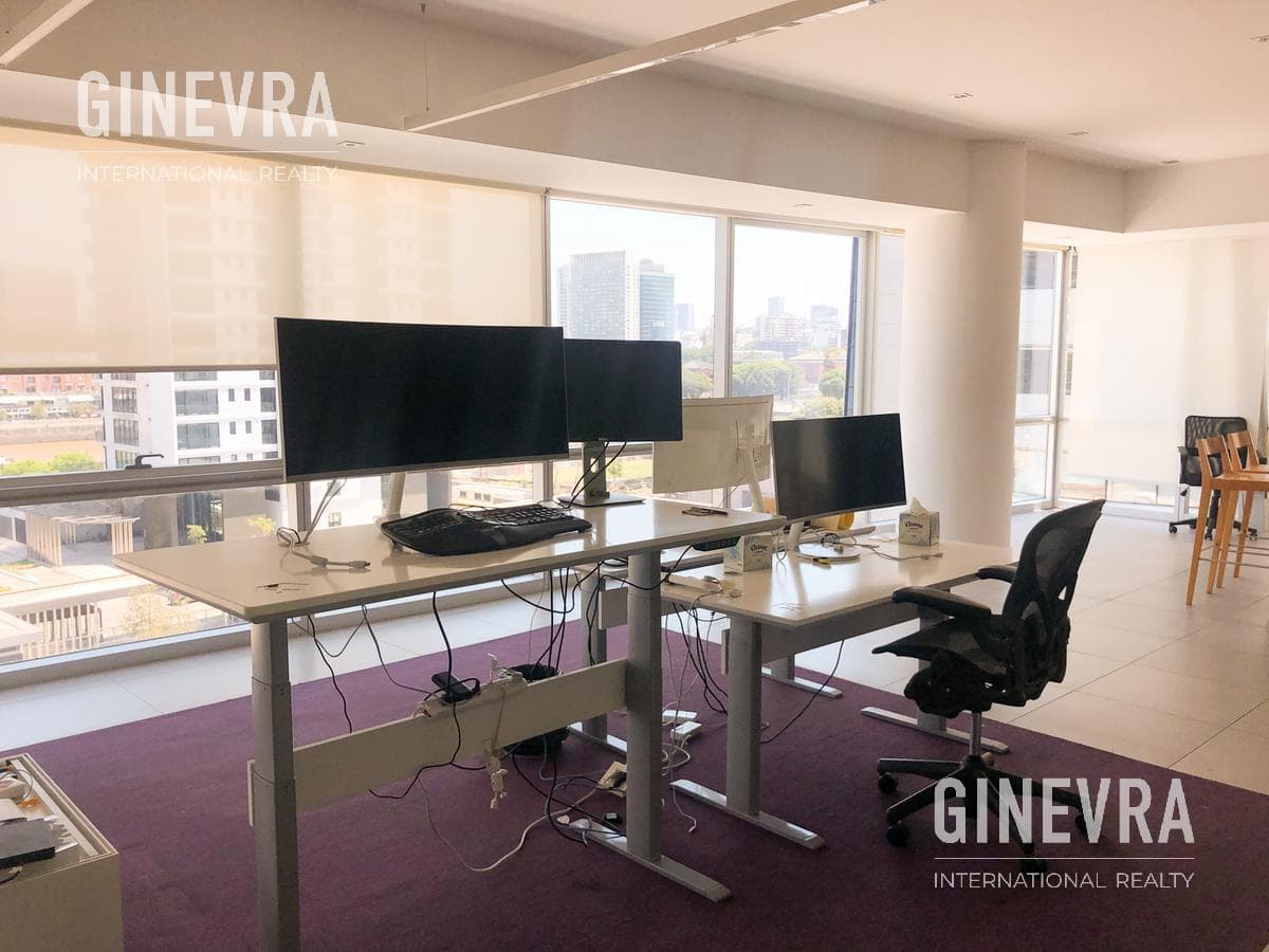 Office for Sale at World Trade Center II - Puerto Madero.