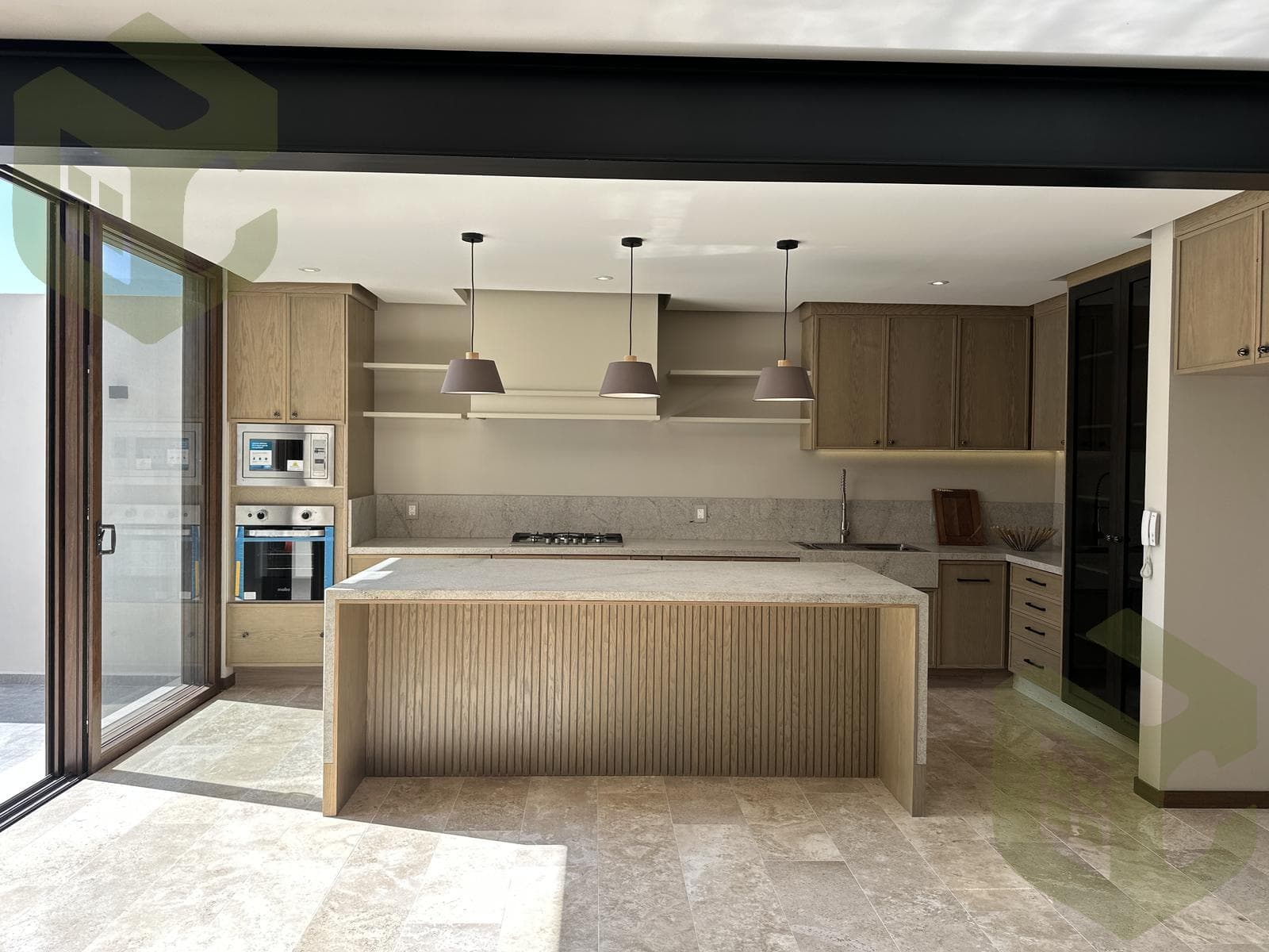 LUXURY HOME IN MONTERRA