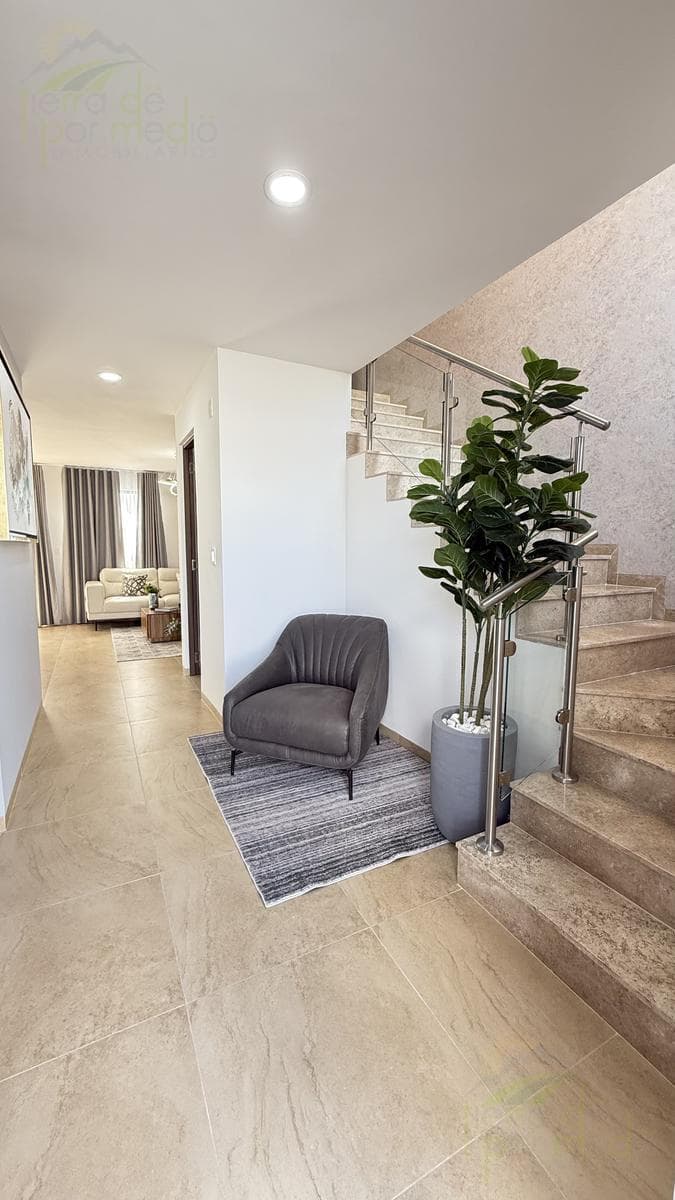 House for Sale in Zakia, Querétaro, with a VIP Movie Theater