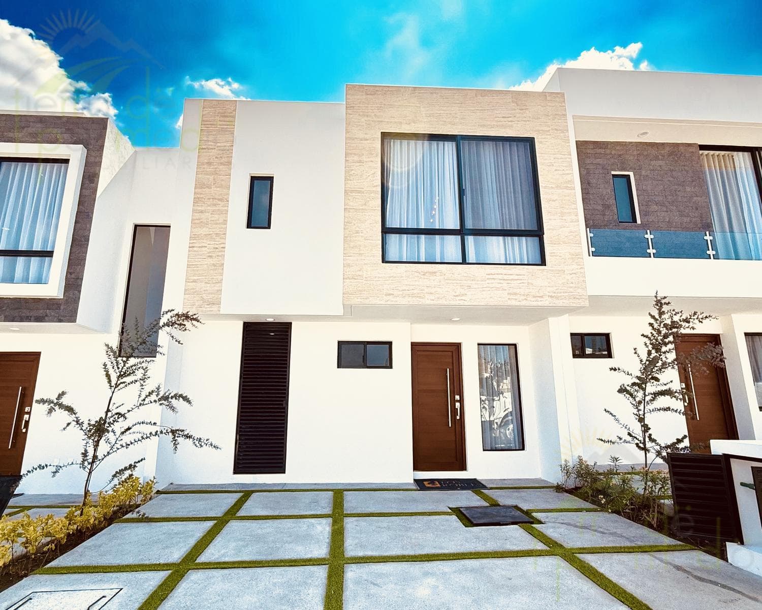 House with a Large Kitchen in Zakia, Querétaro, Featuring a VIP Movie Theater