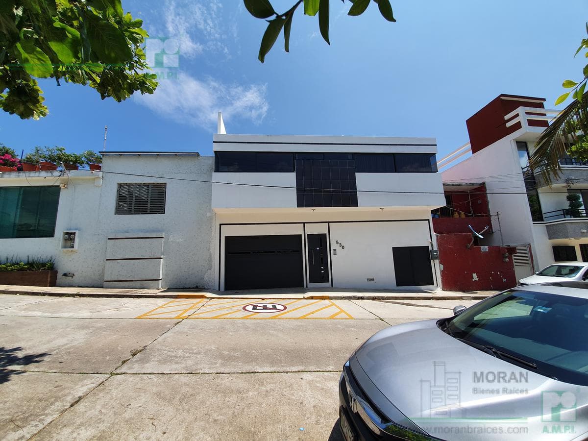 Commercial Building - Coatzacoalcos