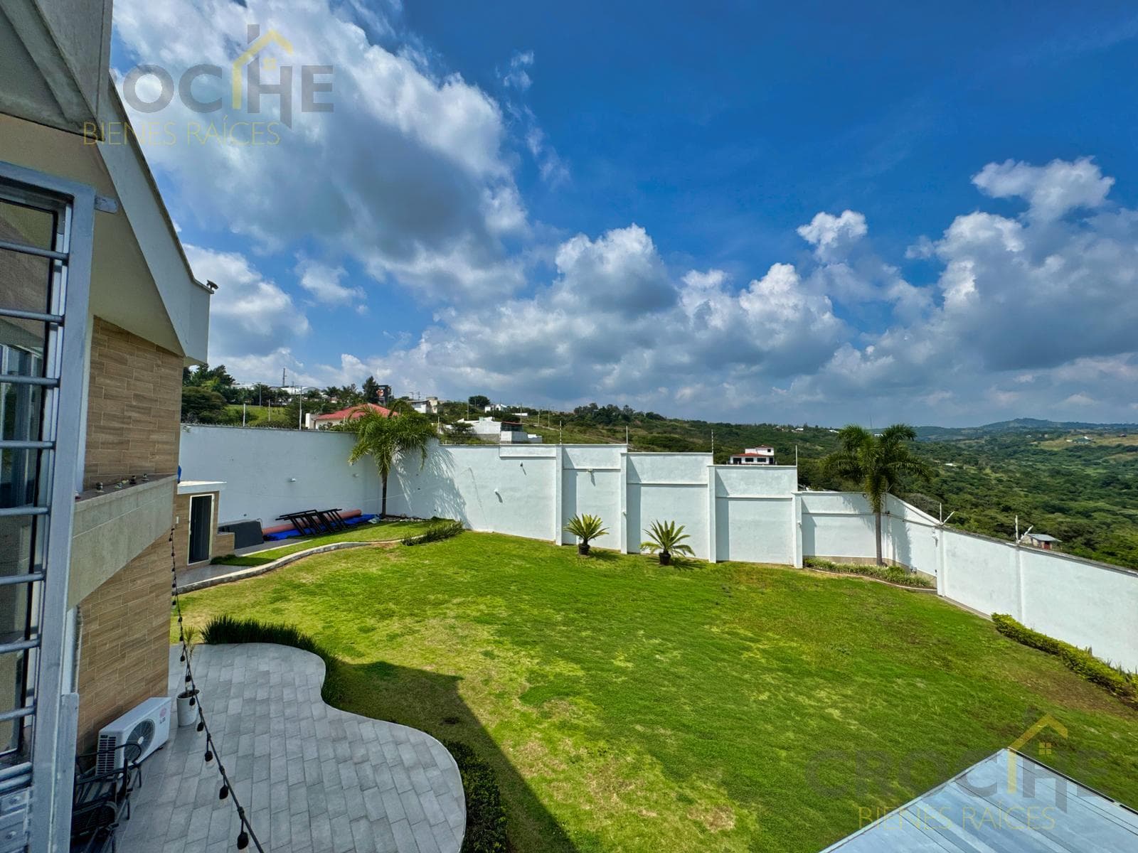 Home for Sale in Emiliano Zapata, Veracruz—Campestre Area, El Lencero Military Battalion